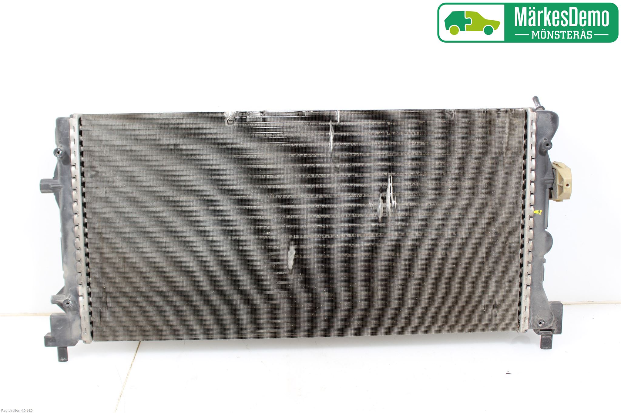 Volkswagen VW POLO 10-17 Radiator Manuell