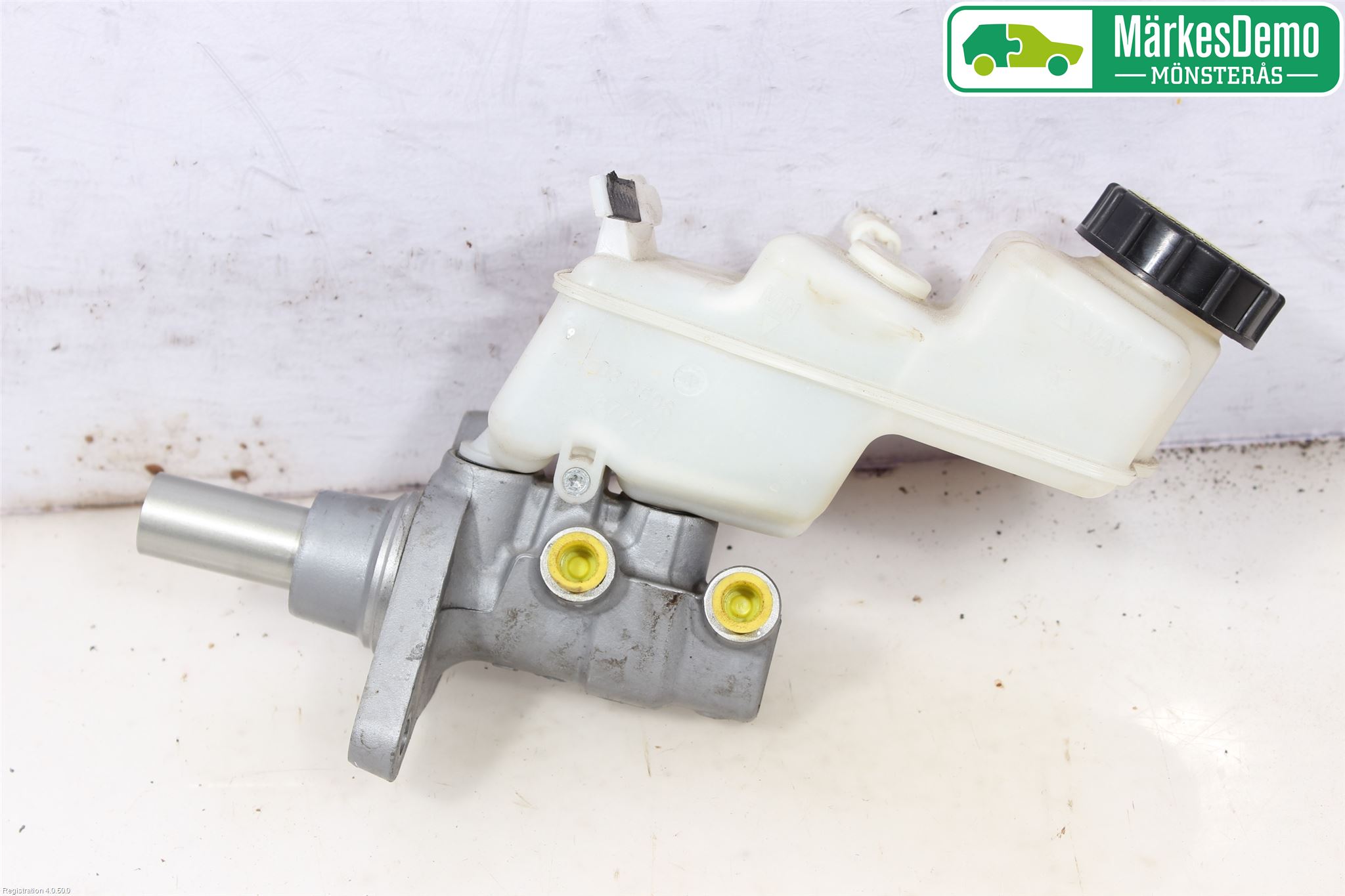 Toyota YARIS XP130 12-14 Brems Hovedsylinder