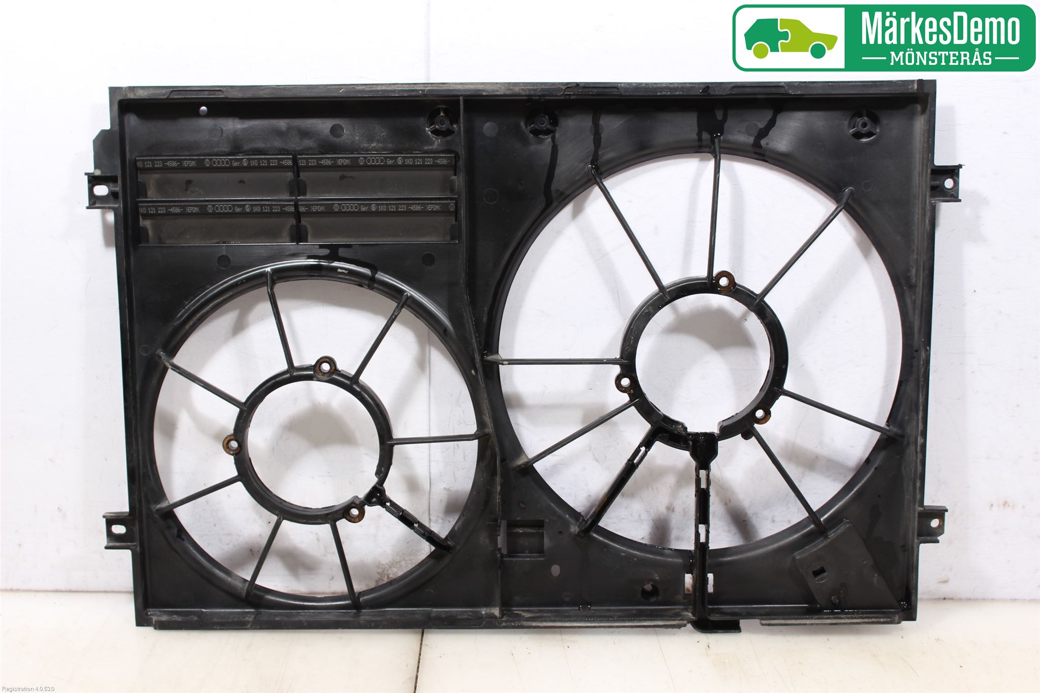 Volkswagen VW CADDY      04-10 Kjølevifte-Radiator Hus-Kåpe