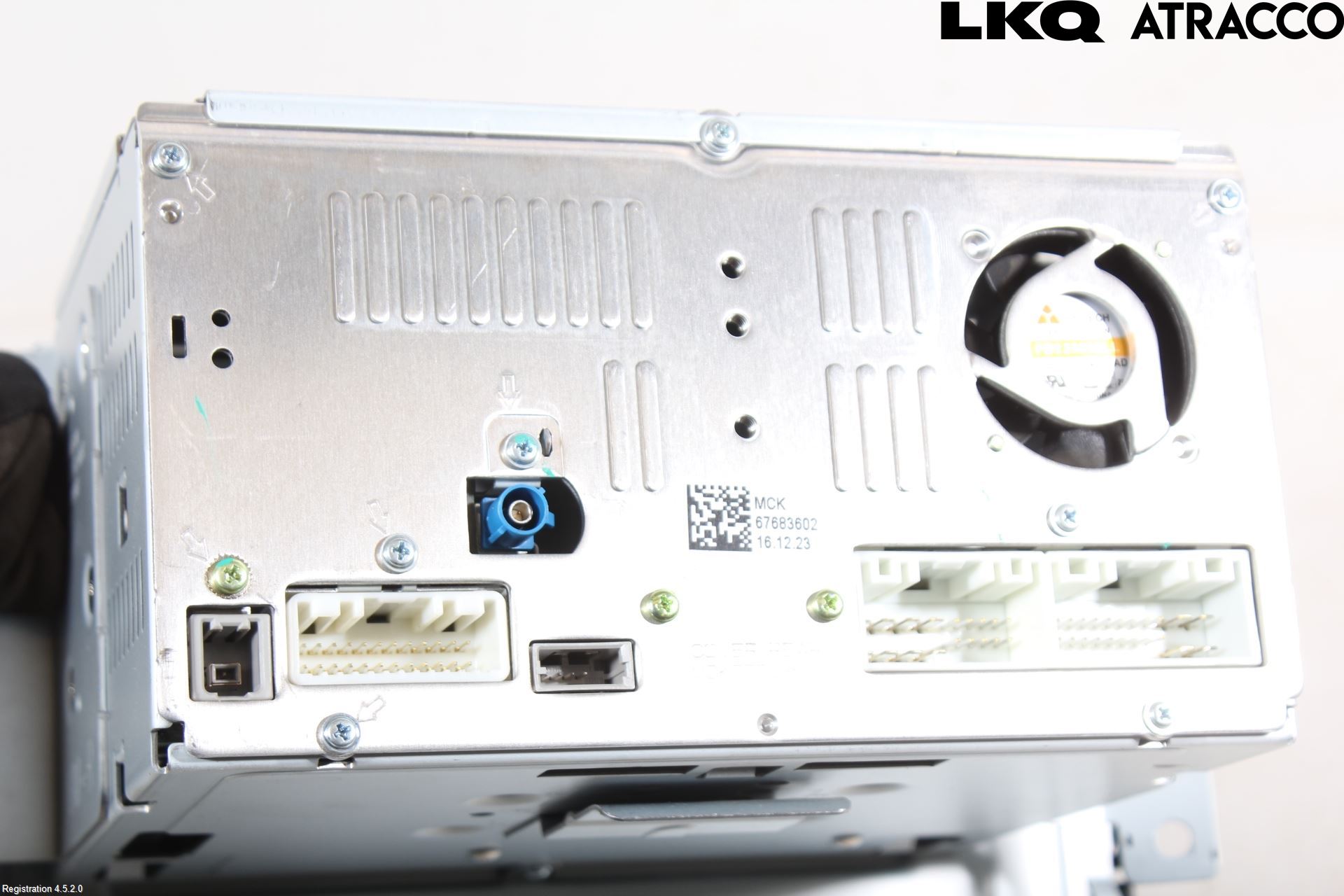 Kia SORENTO 15-20 Stereo Radio Med Cd