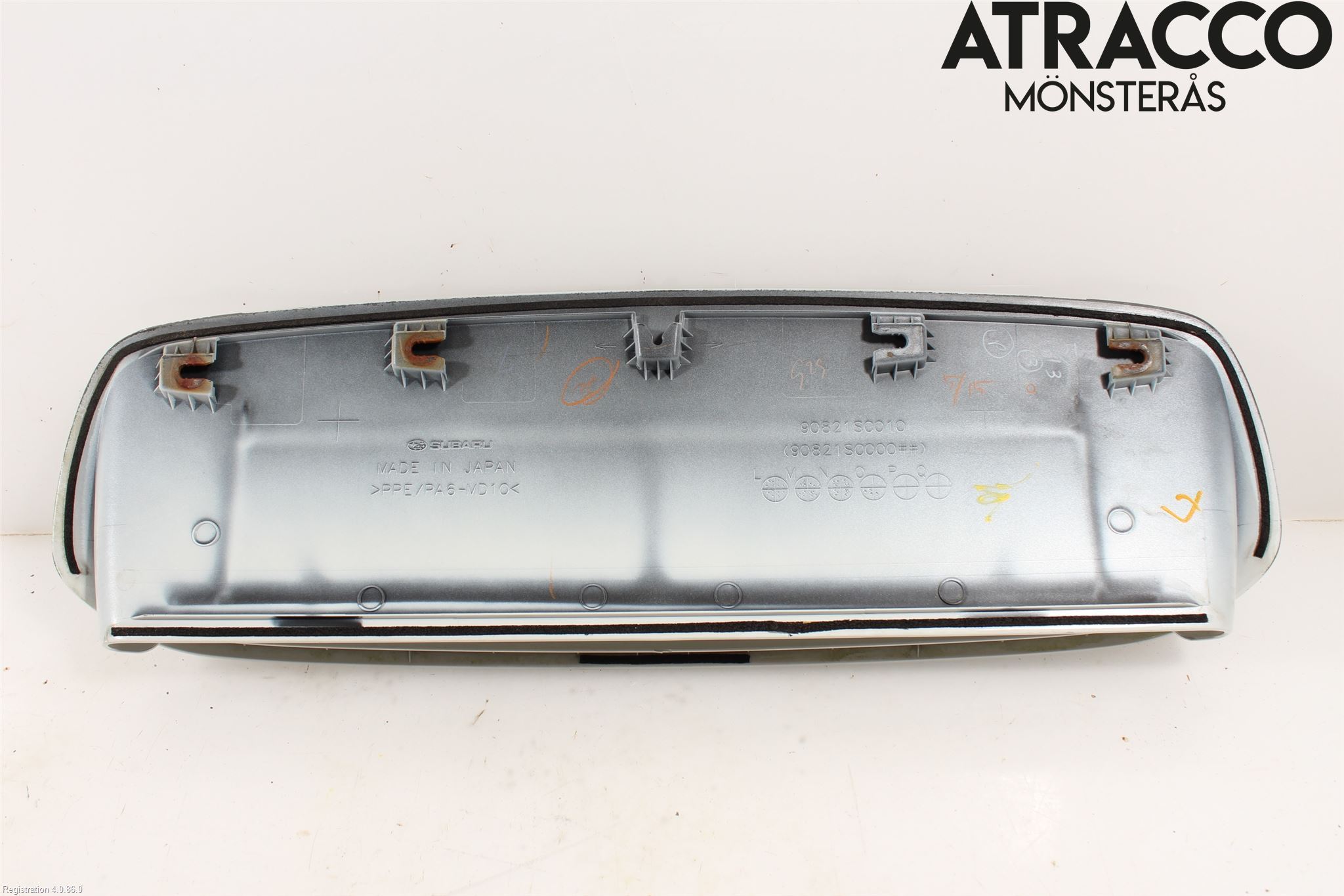 Subaru OUTBACK 10-15 Panser Luftinntak Oppå
