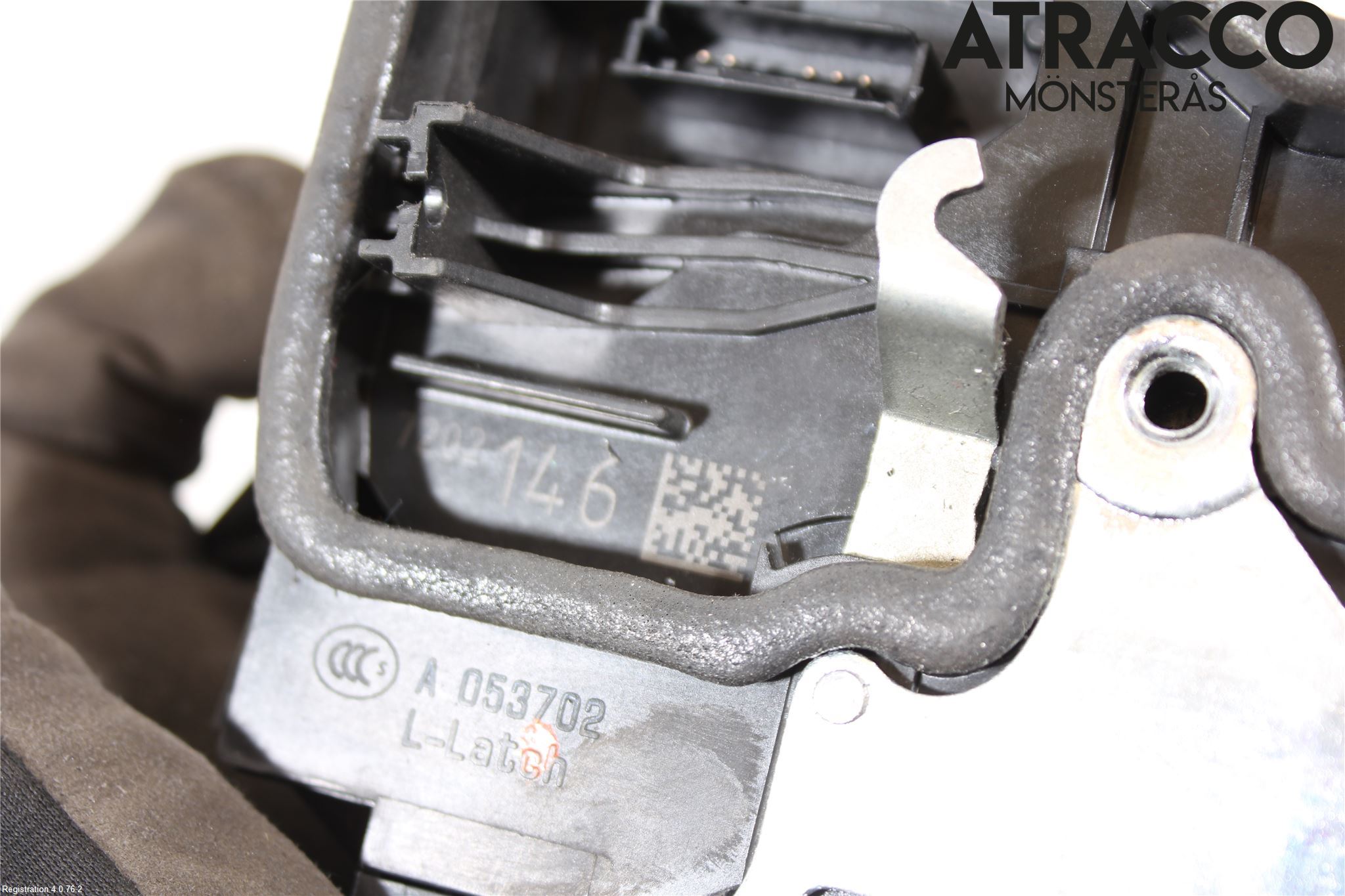 BMW 3 F30/F31/F80 12-19 Dørlås - Låsekasse
