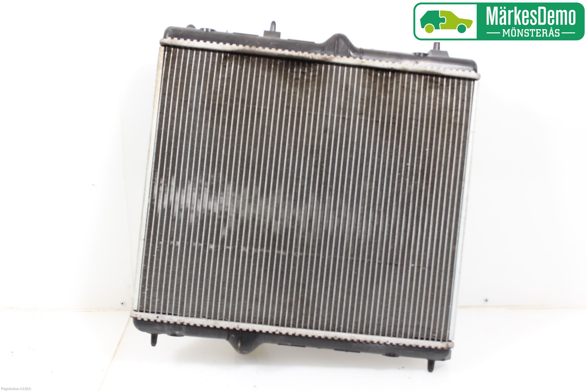 Peugeot 508 11-18 Radiator Automat