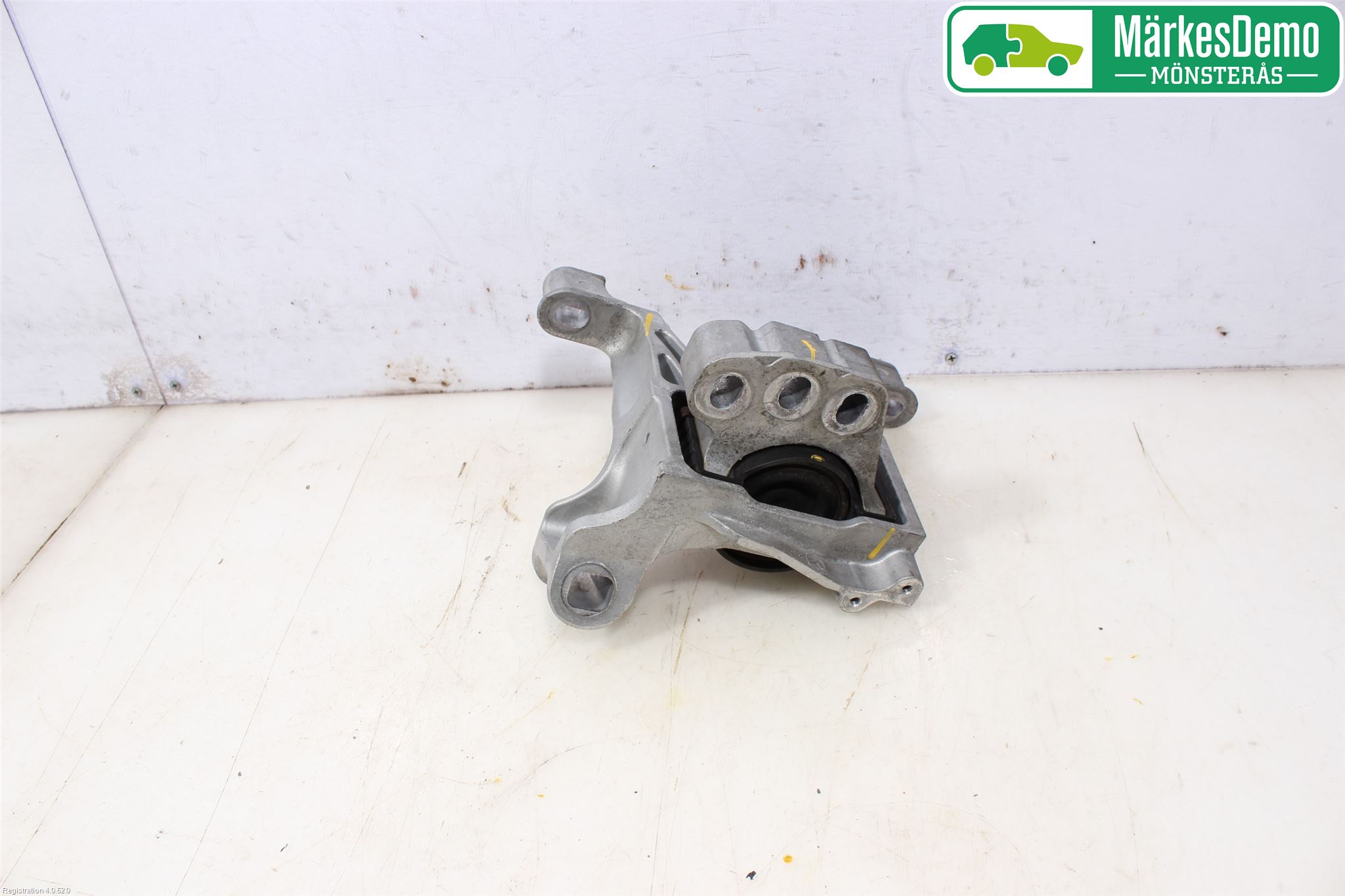 Mazda CX-3 Motor Feste Gummi