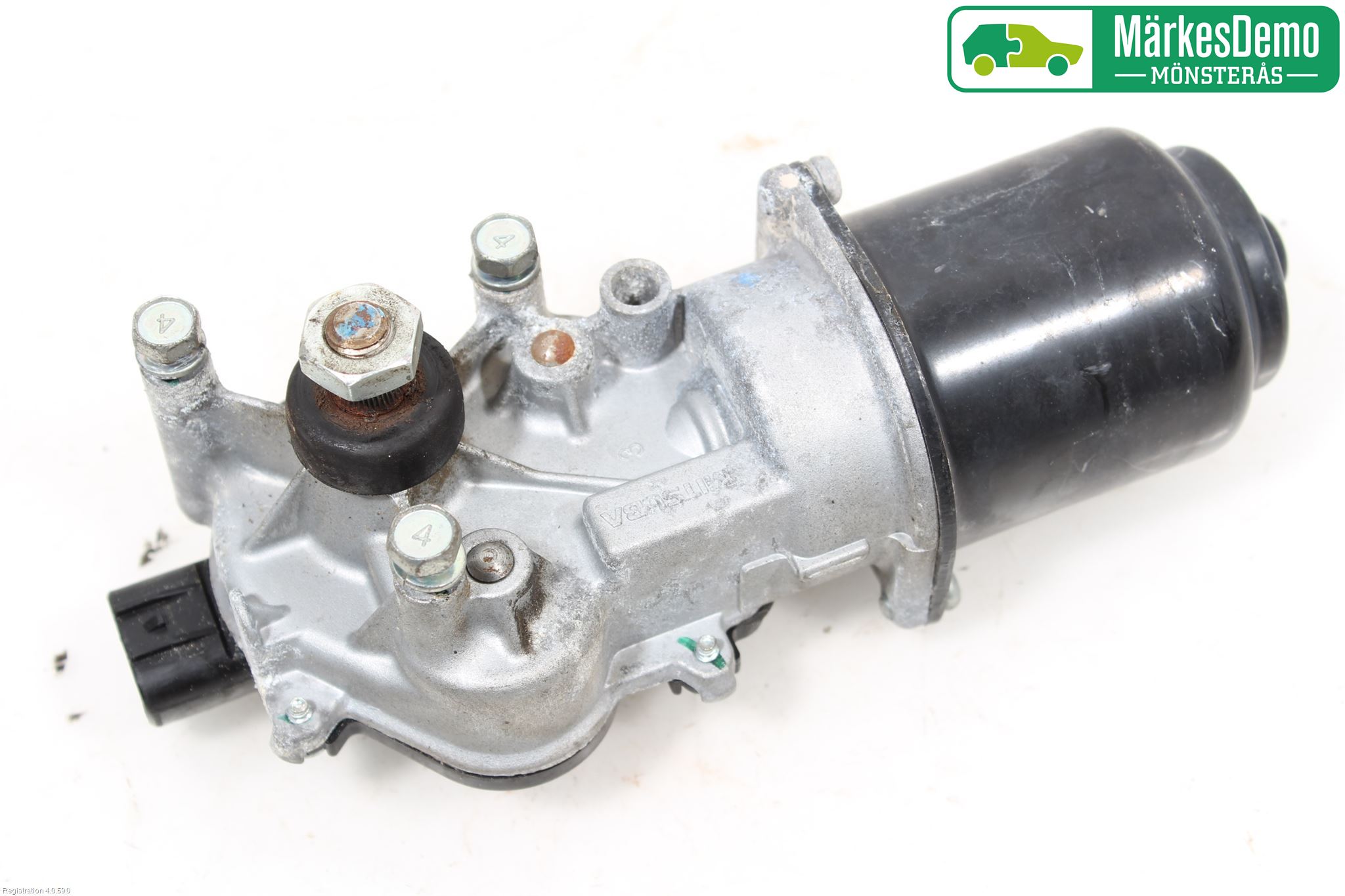 Mitsubishi L200 06-15 Viskermotor Frontrute