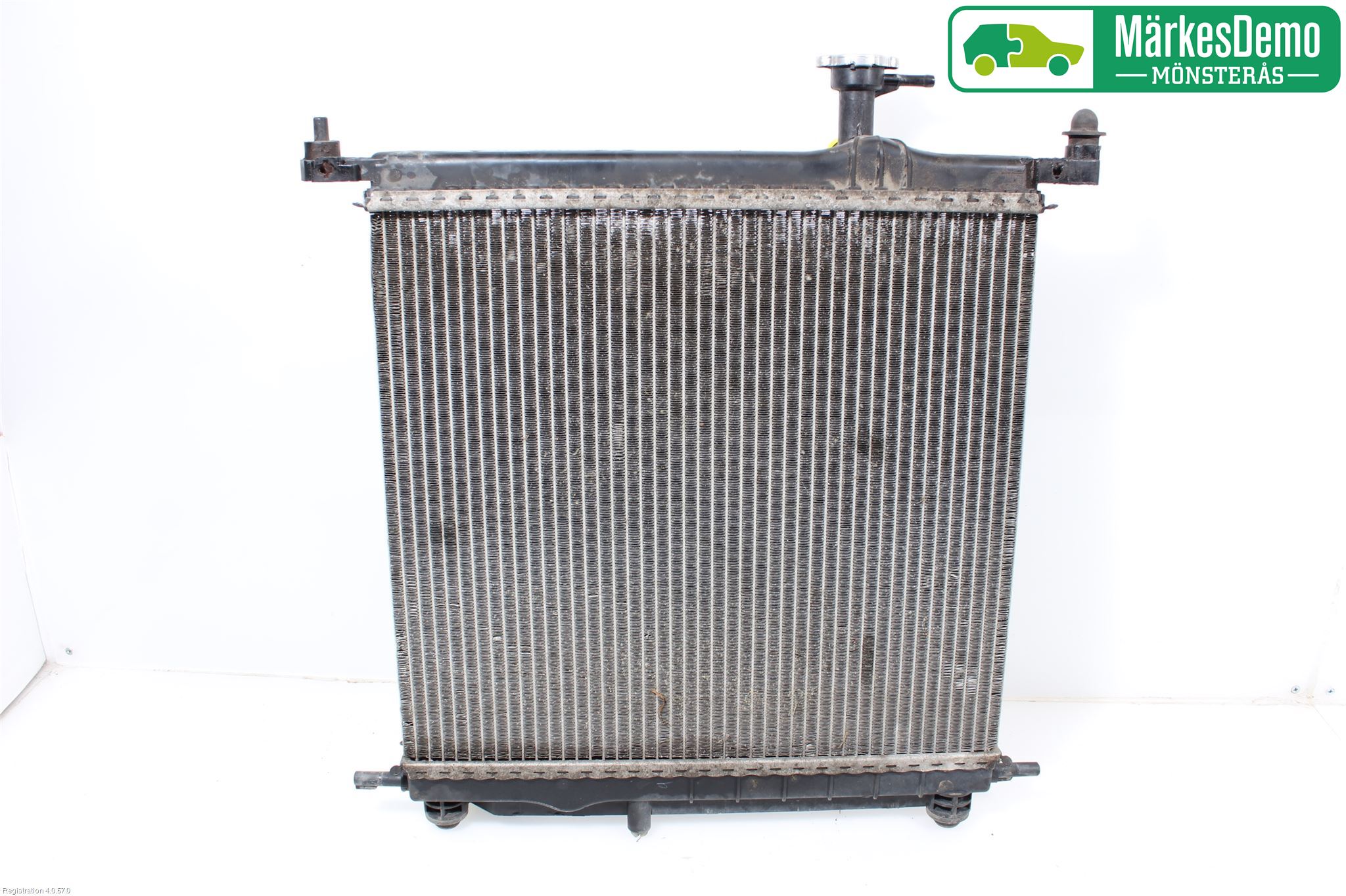 Nissan MICRA 11-16 Radiator Manuell