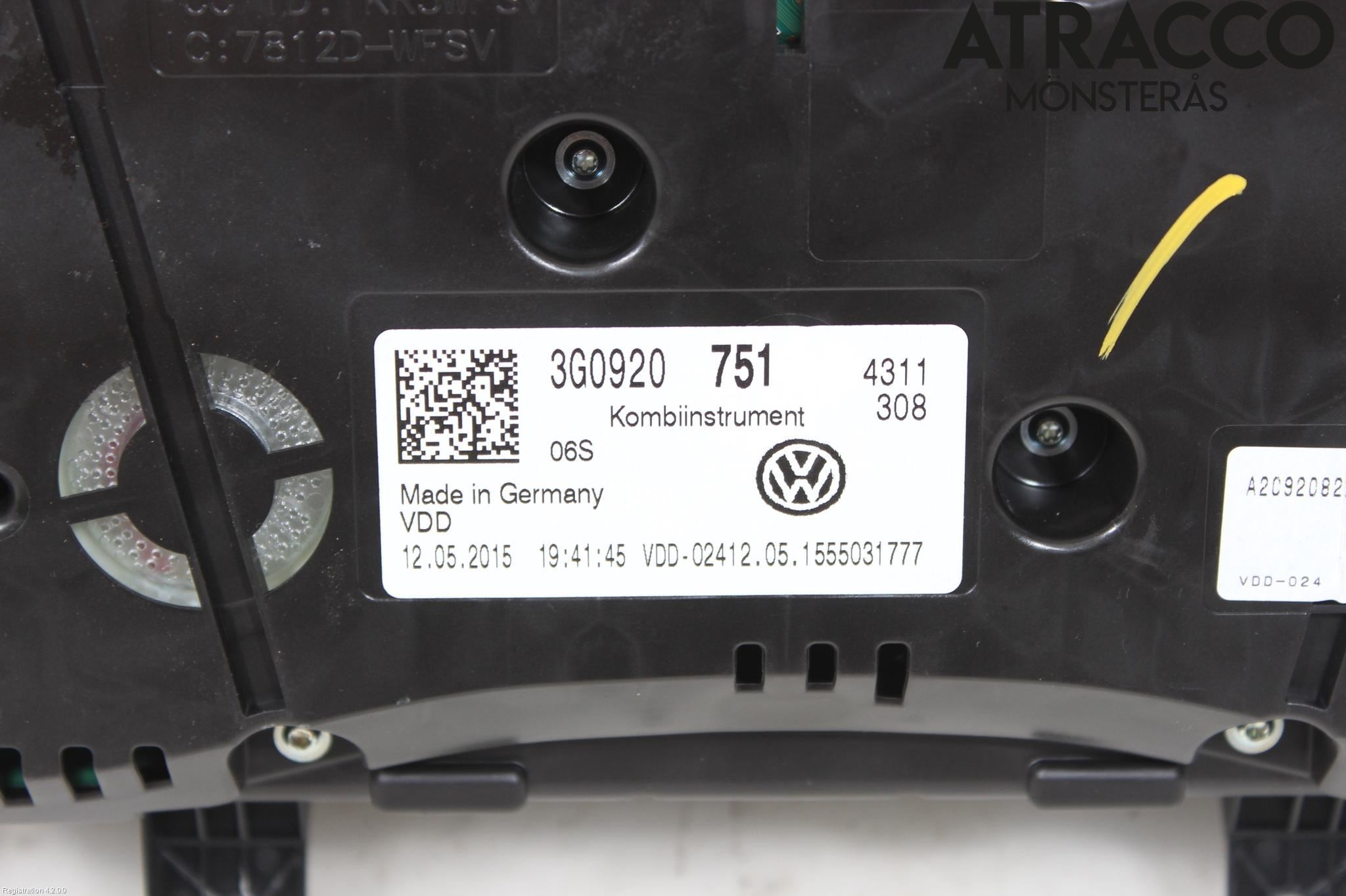 Volkswagen VW PASSAT 15-19 Instr Kombinert