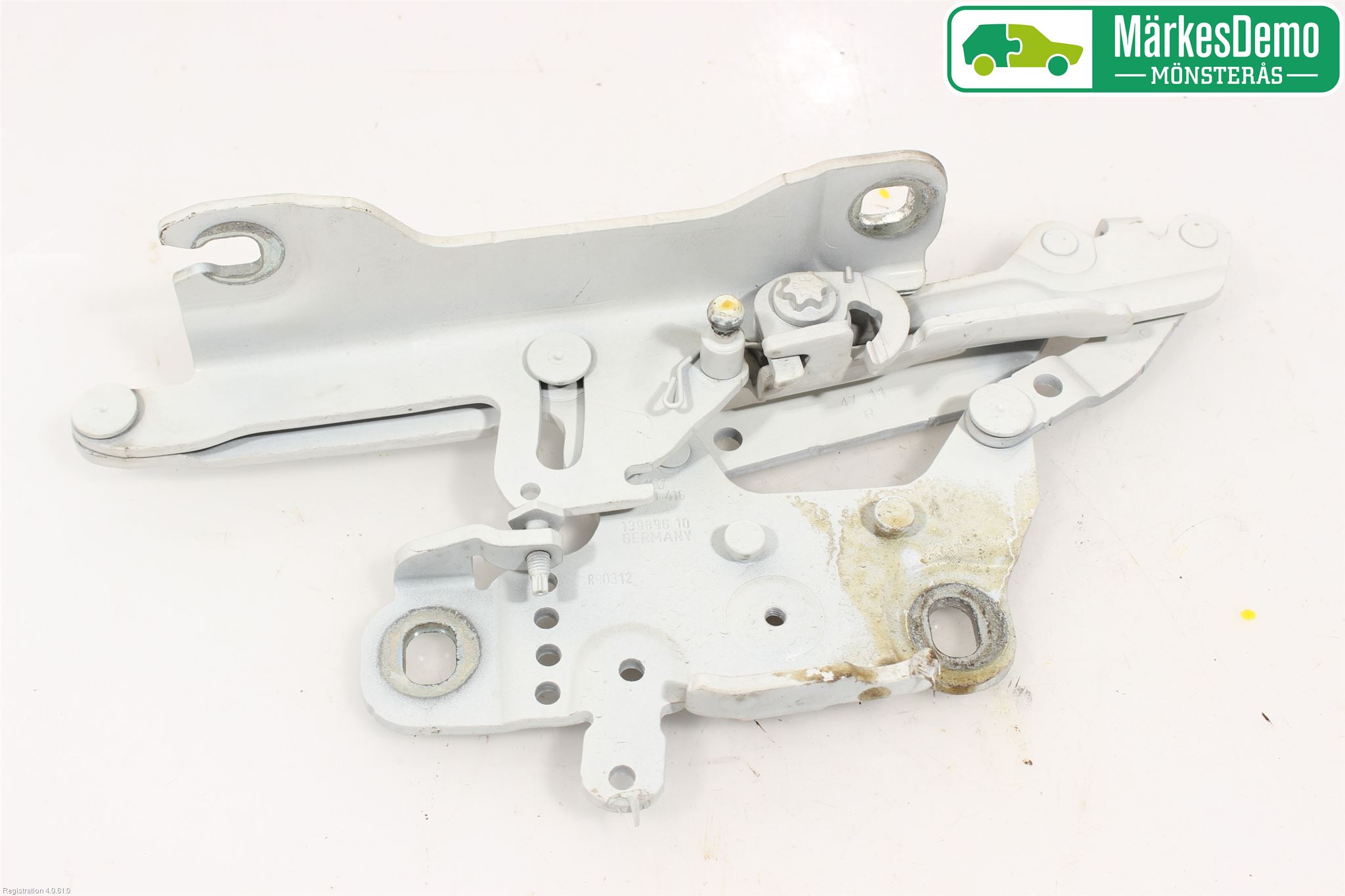 BMW 3 F30/F31/F80 12-19 Panser Hengsel - Hengsler
