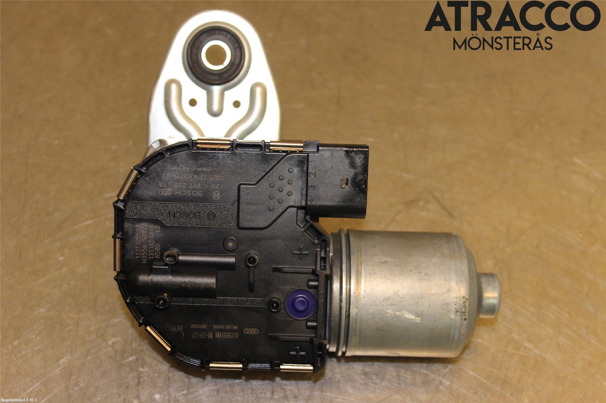 Audi Q3 8U 12-18 Viskermotor Frontrute