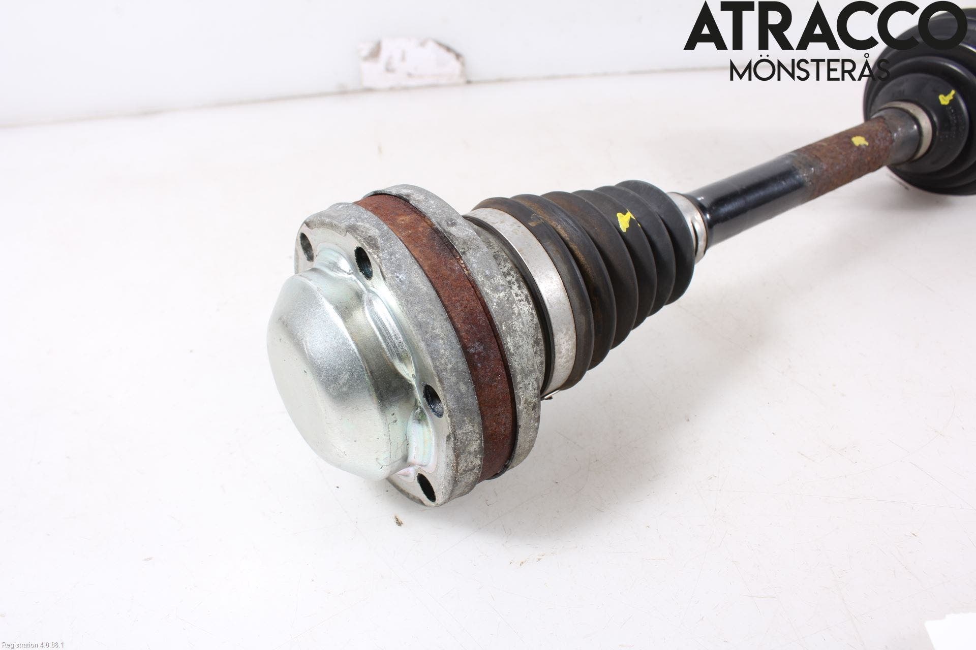 Volkswagen VW GOLF VI 09-13 Drivaksel Foran Kompl Venstre