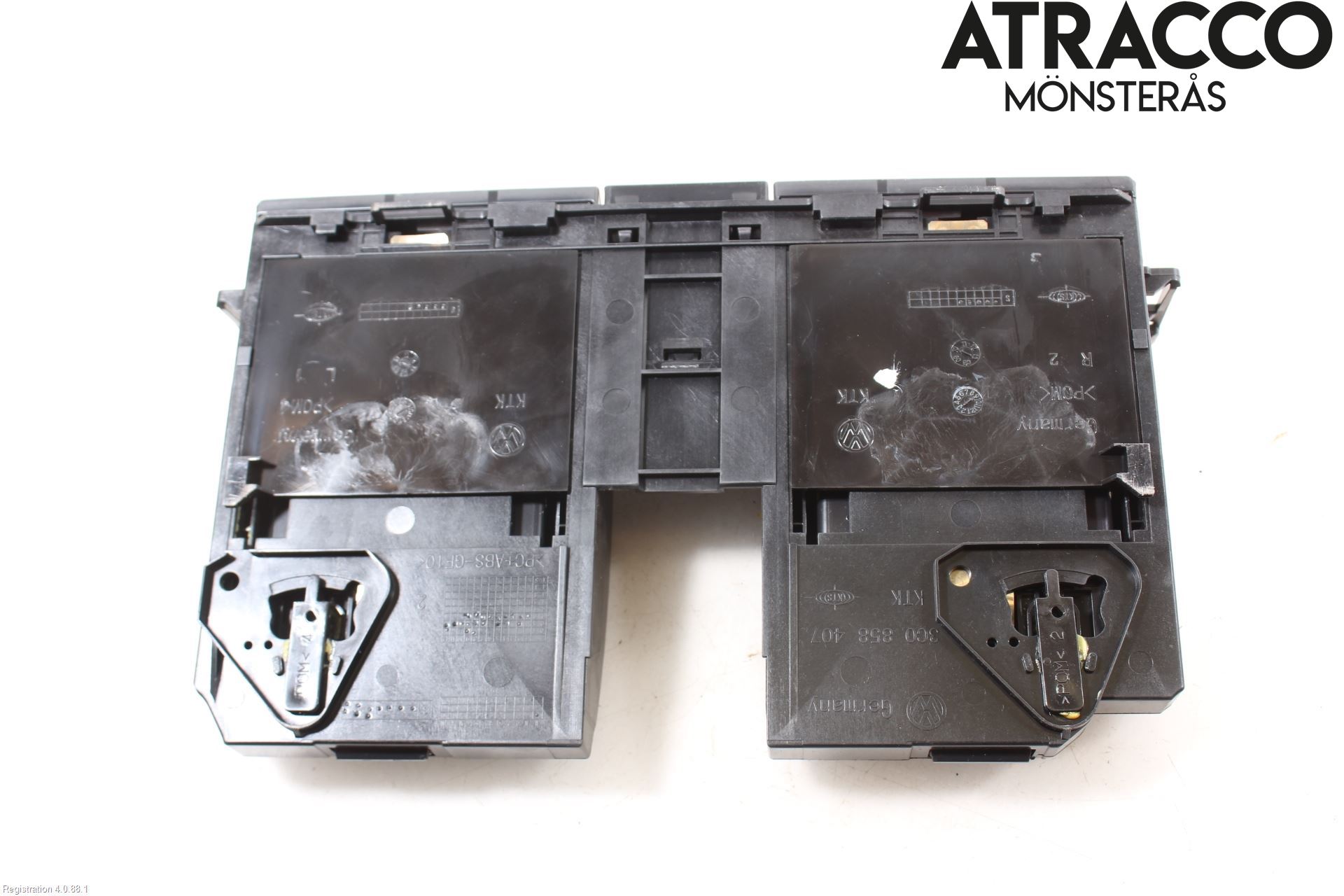 Volkswagen VW PASSAT 05-11 Innr Oppbevaringsrom