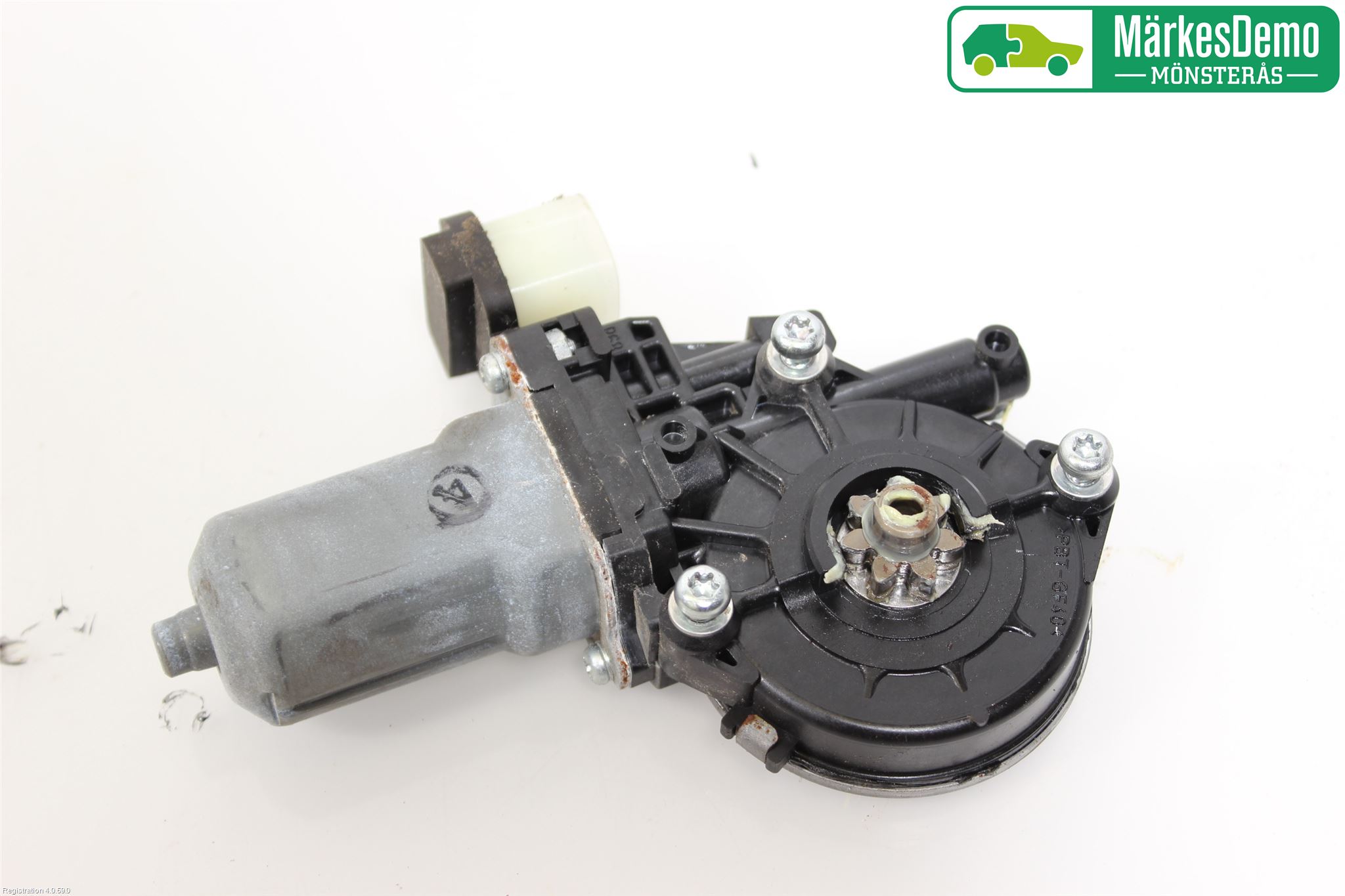 Mitsubishi L200 06-15 Vindusheismotor