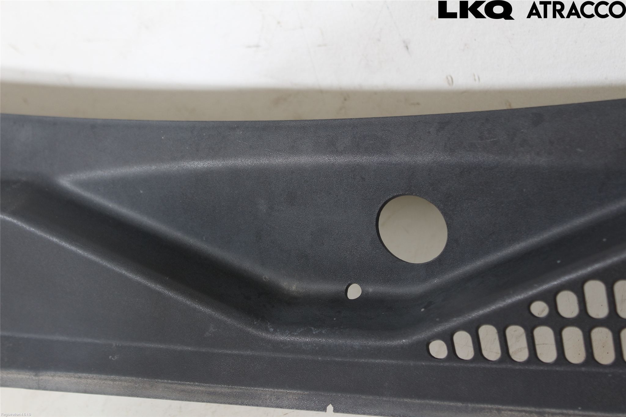 Volkswagen VW AMAROK 2H 10-22 Visker Deksel-Grill-Under Frr