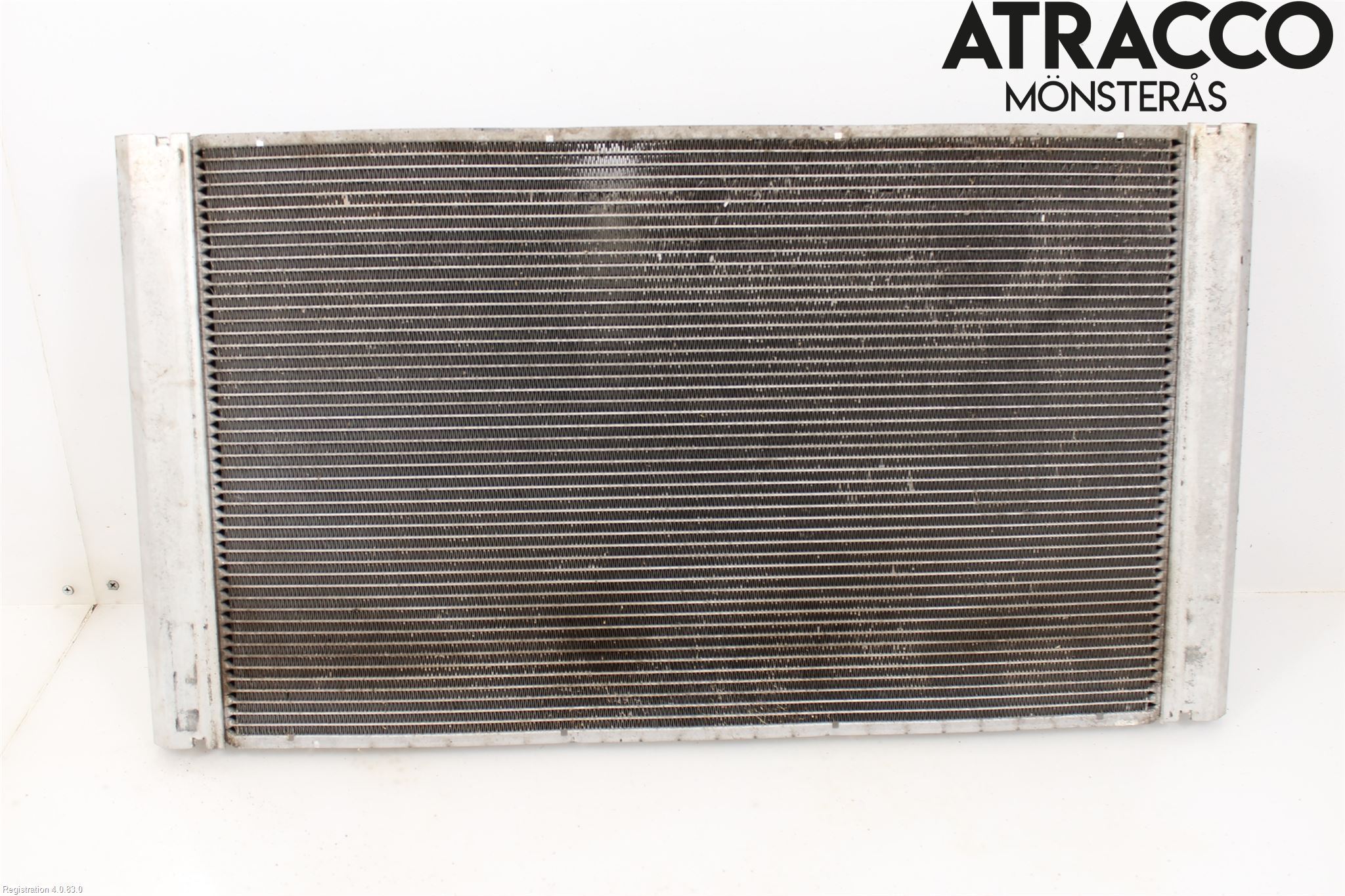 BMW 5 E60/61 Sed/Tou 02-10 Radiator Automat