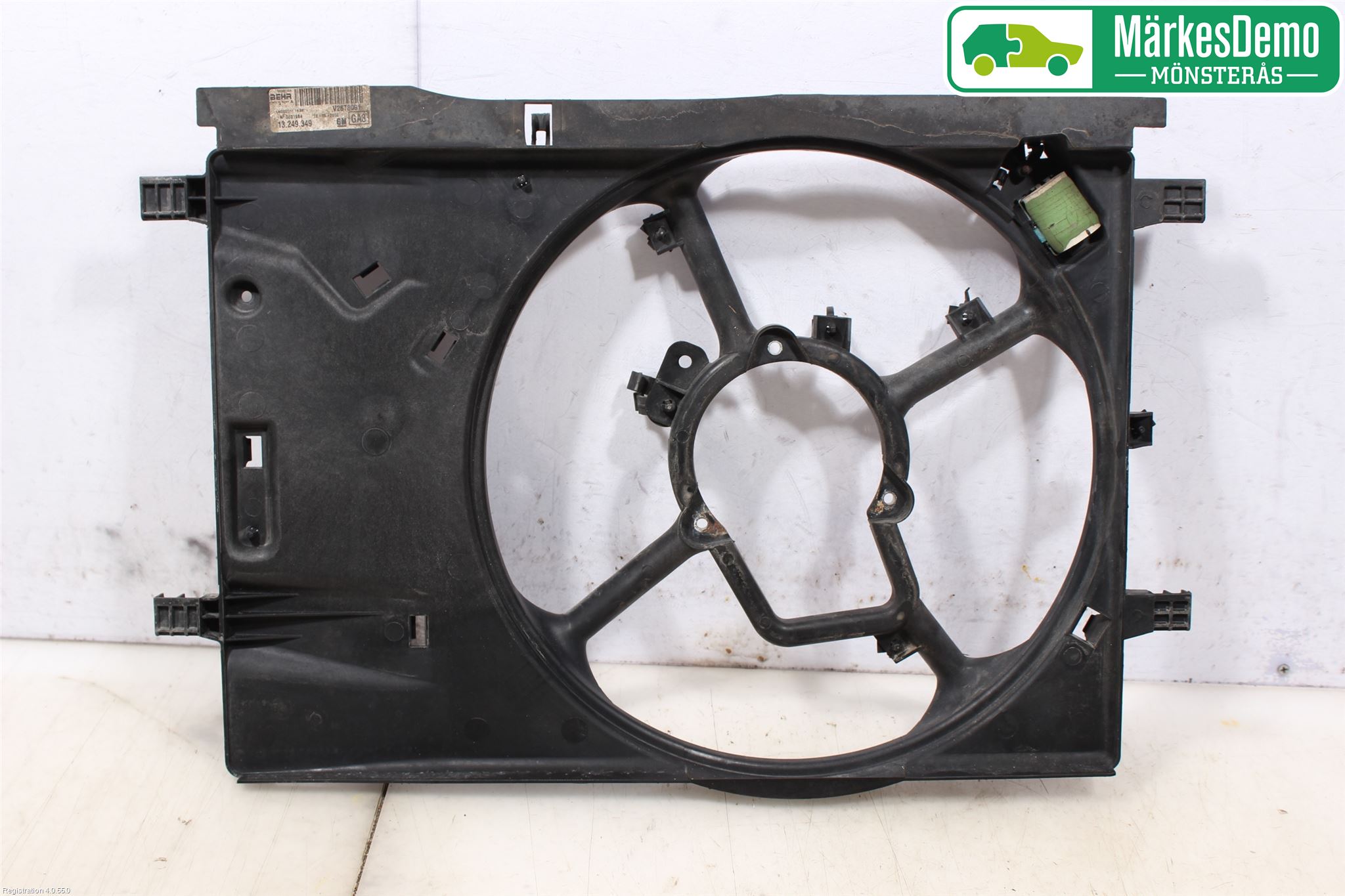 Opel CORSA D 07-14 Kjølevifte-Radiator Hus-Kåpe