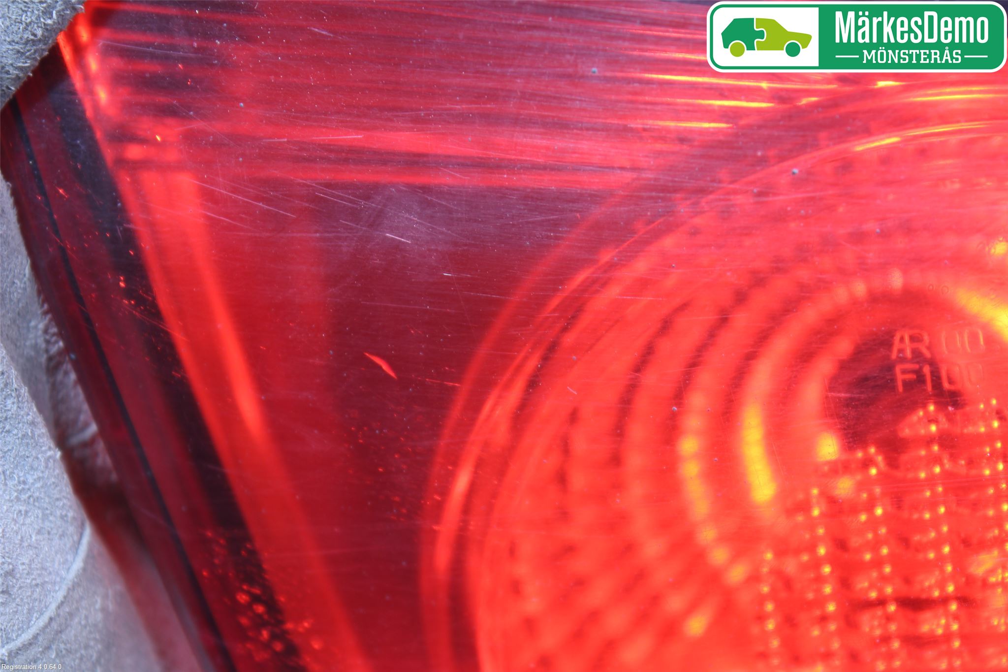 Volkswagen VW GOLF VI 09-13 Baklykt Venstre  På Luke(Indre