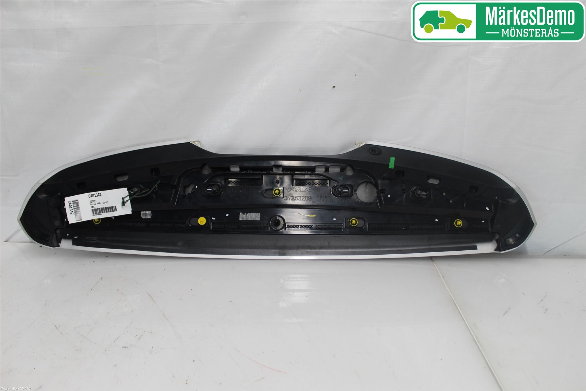 Volvo V60 11-13 Spoiler Bakluke