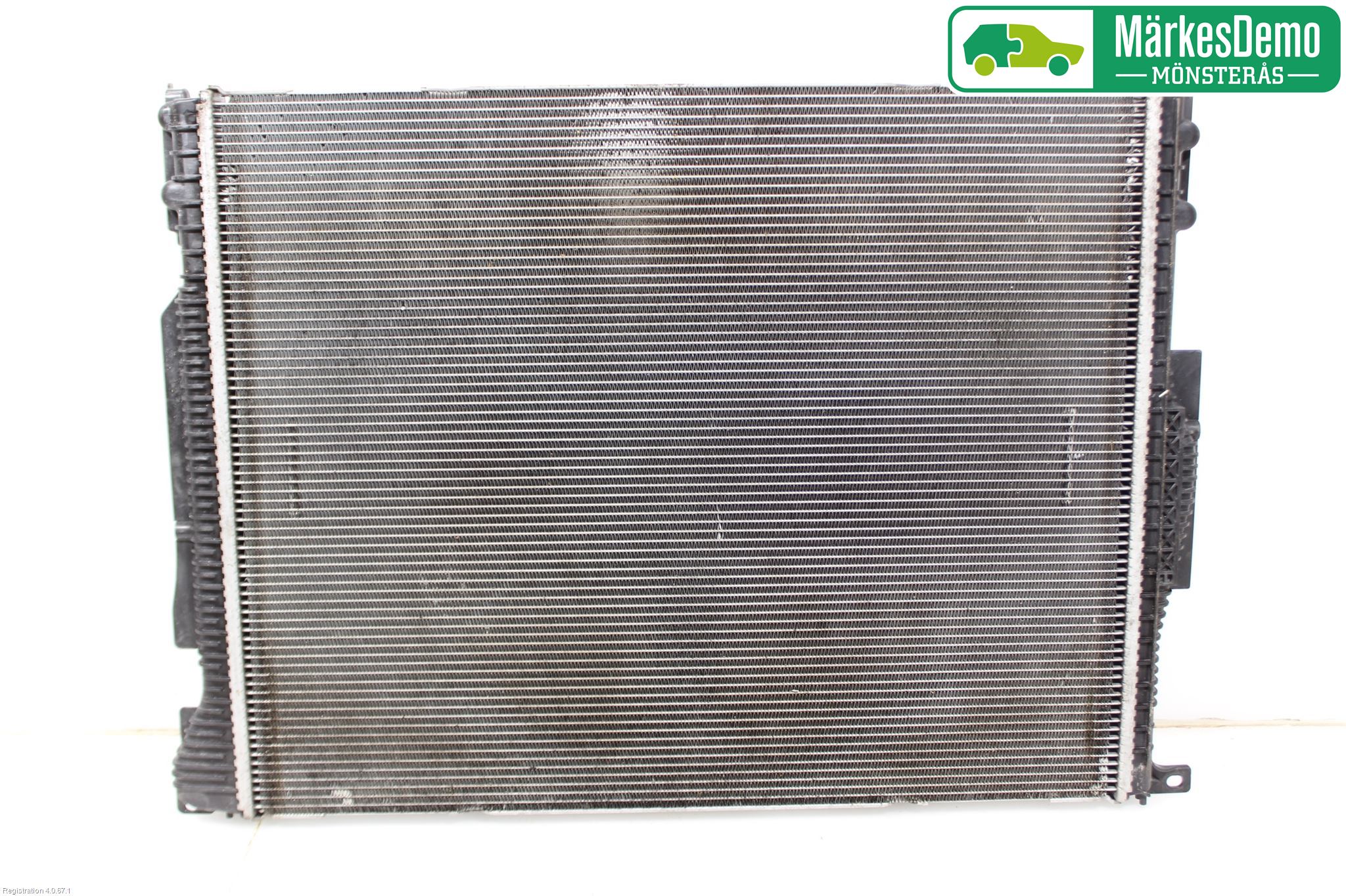 BMW 3 F30/F31/F80 12-19 Radiator Automat