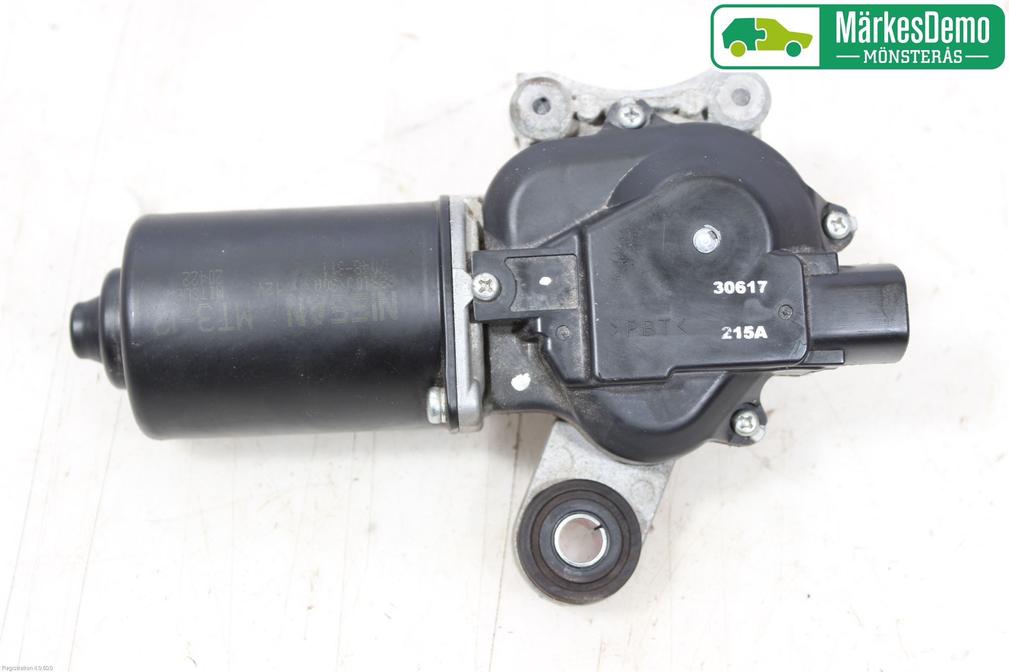 Nissan NV200/NV200 COMBI Viskermotor Frontrute