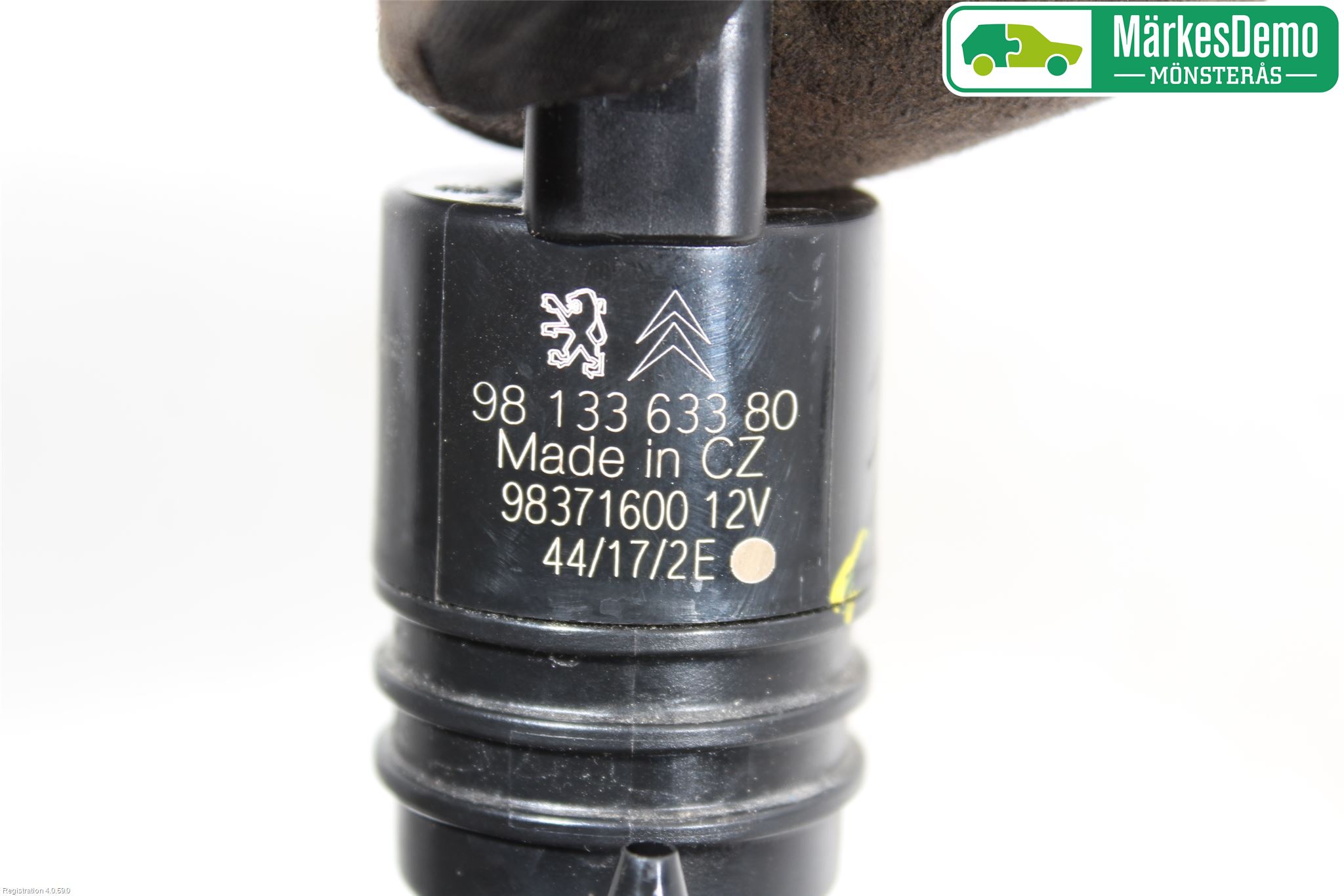 Peugeot 3008 17-24 Spylerpumpe Frontrute