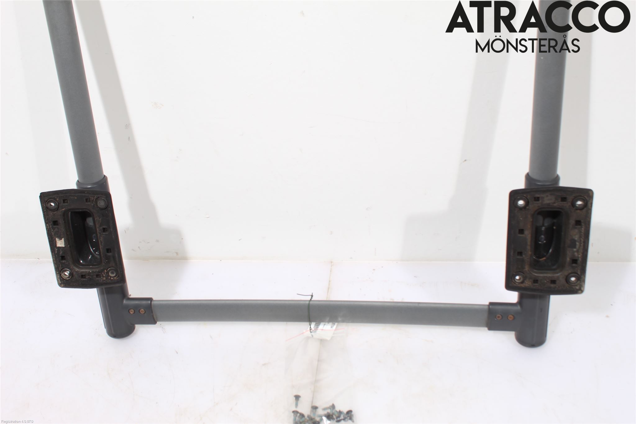 Nissan NAVARA 05-16 Takrails - Stativ