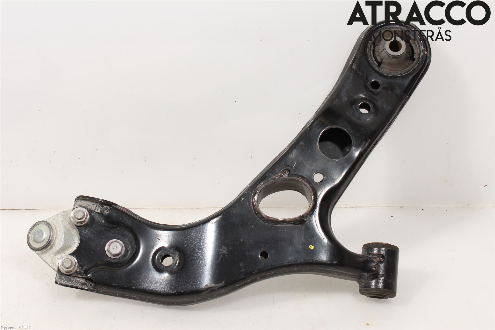 Toyota RAV4 13-18 Bærearm Foran Venstre Nedre