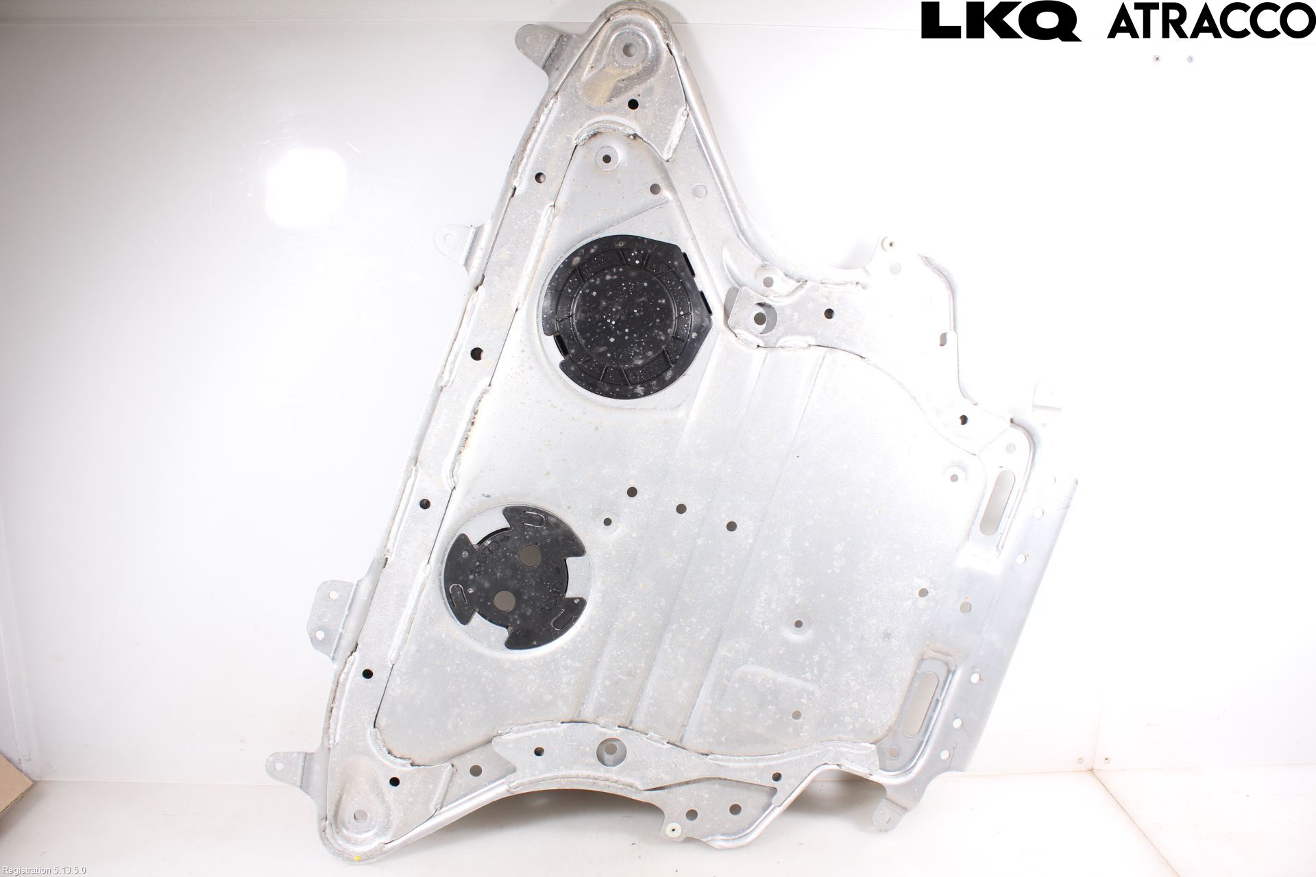 BMW 5 G30/G31/F90 17-23 Bunnplate U Motor-Gear-Dørk