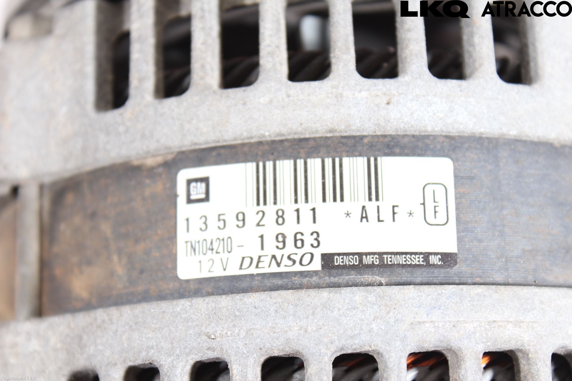 Opel INSIGNIA 17- Dynamo