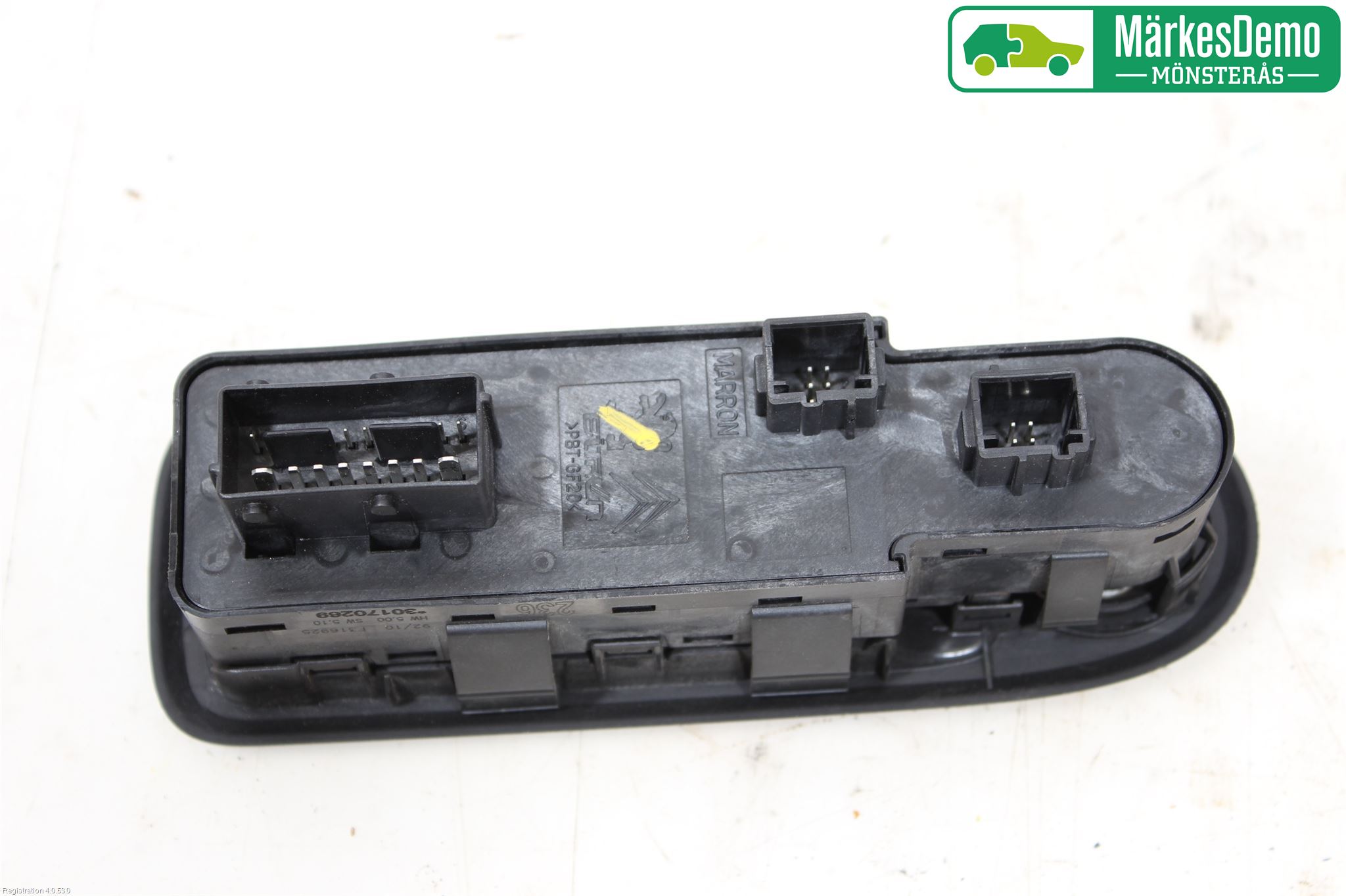 Citroen C3 10-17 Bryter Vindusheis