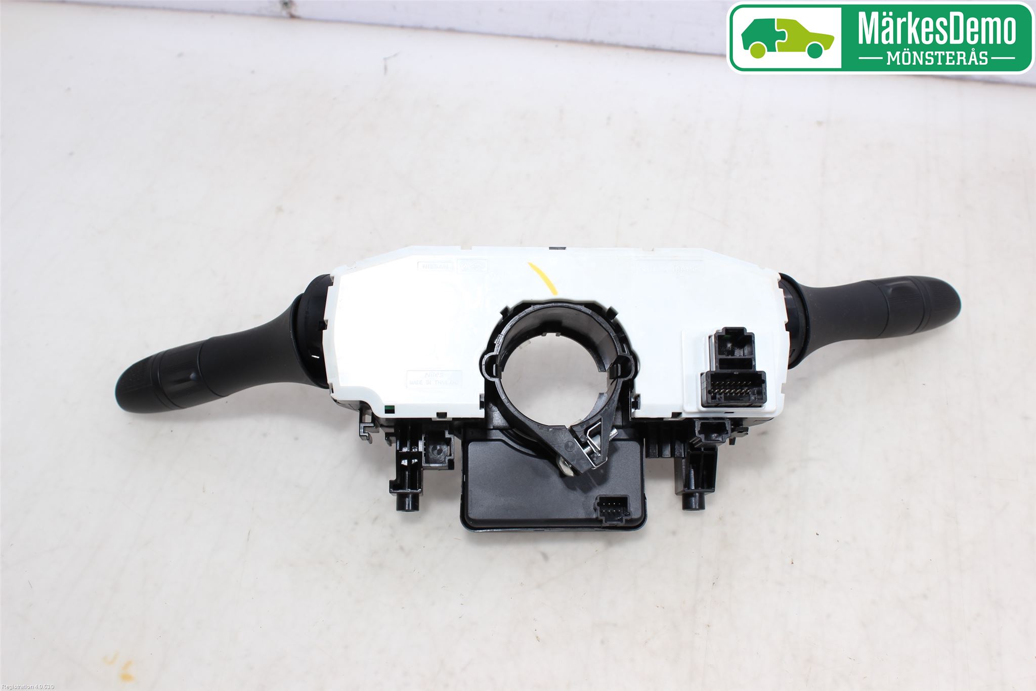 Nissan QASHQAI 14-17 Bryter Ratt Kombi H Og V
