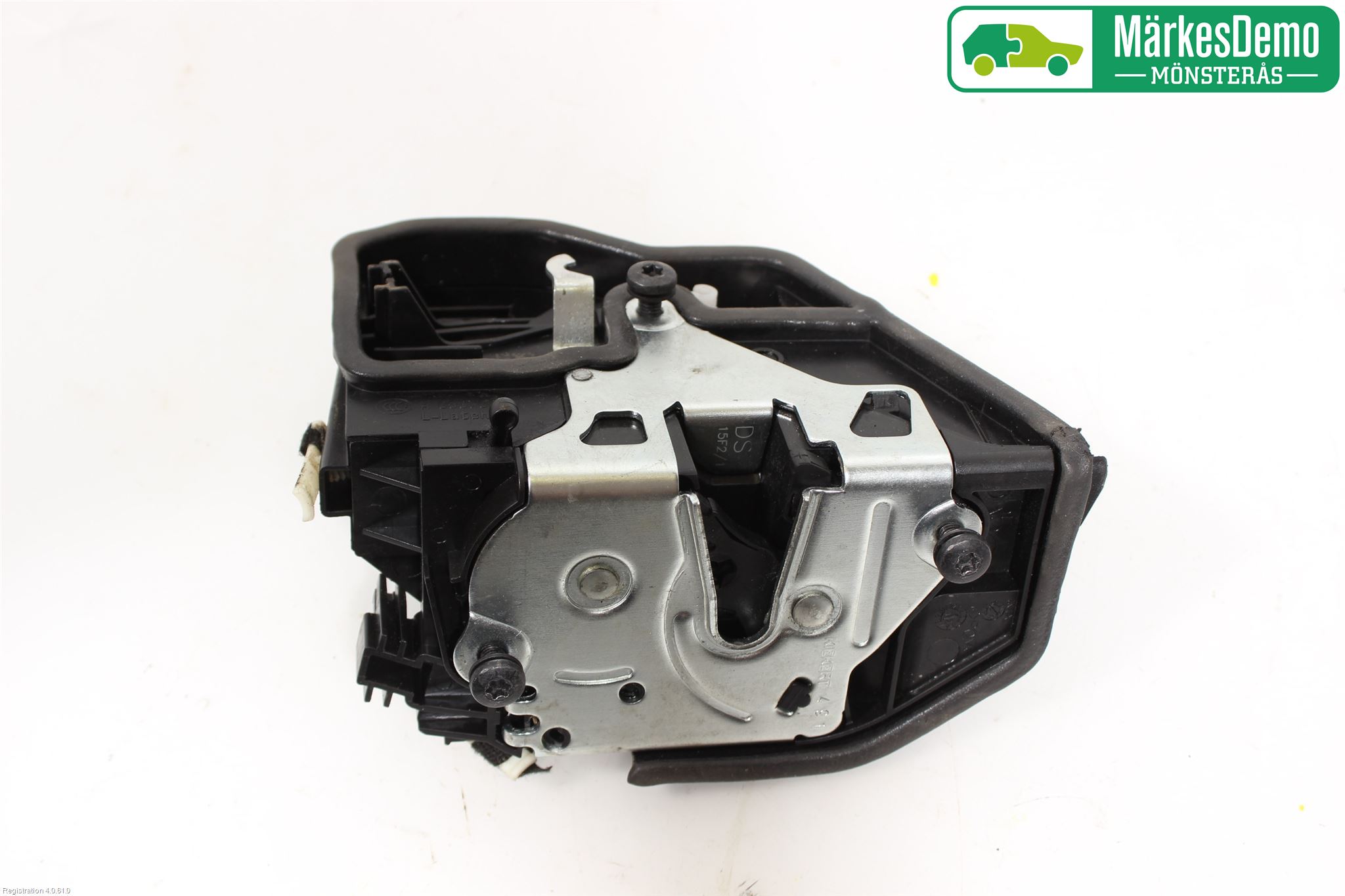 BMW 3 F30/F31/F80 12-19 Dørlås - Låsekasse