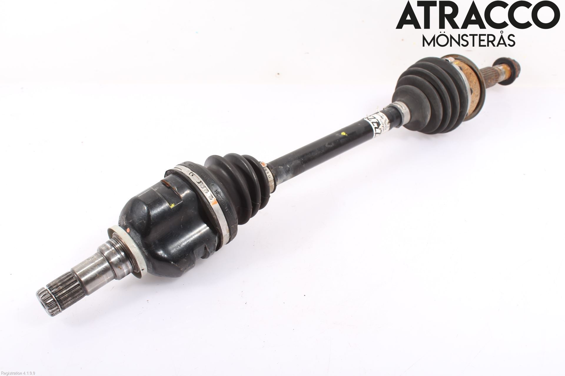 Toyota YARIS XP130 15-20 Drivaksel Foran Kompl Venstre