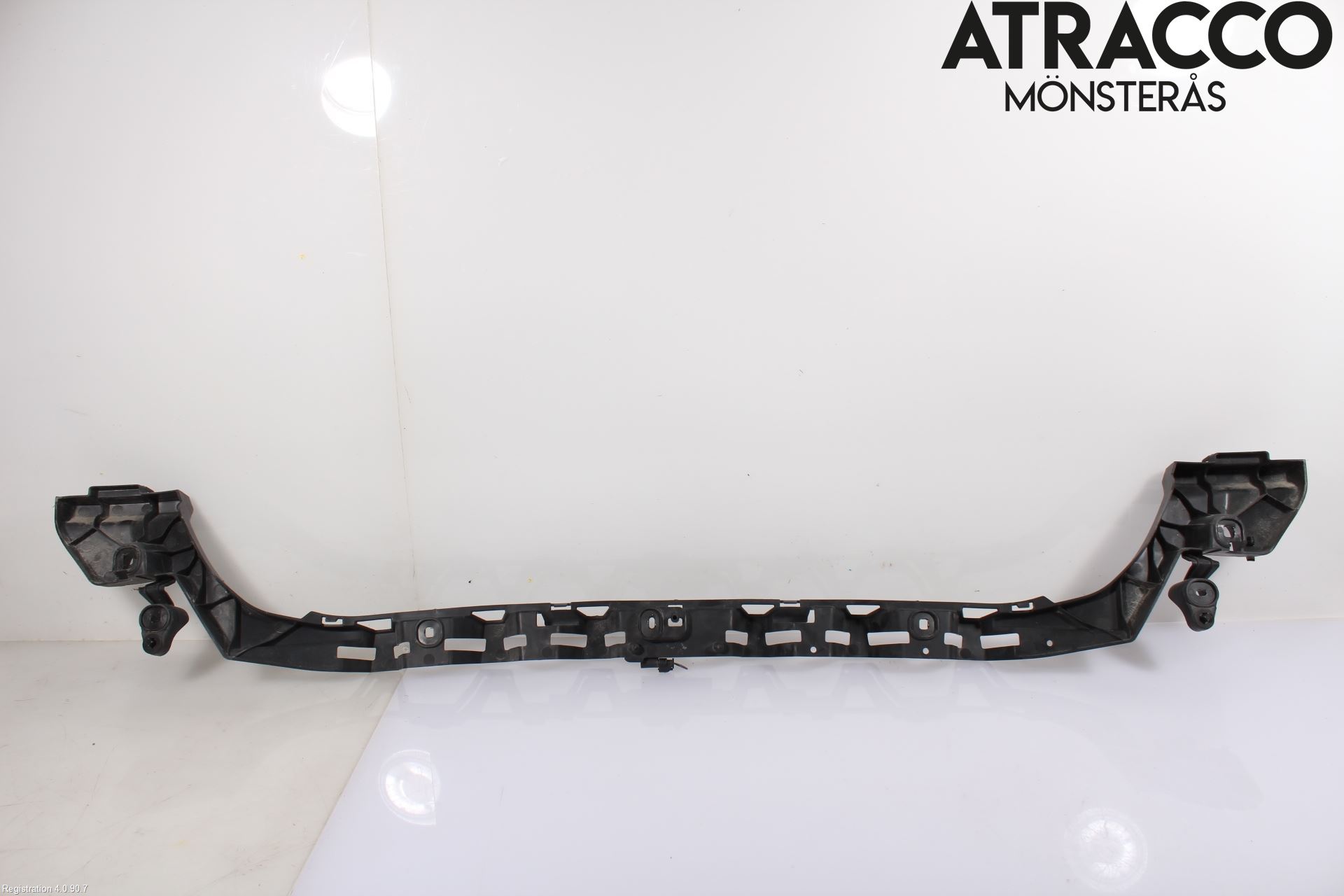 Jaguar XE (X760) 15-24 Støtfanger Bak Deform Element