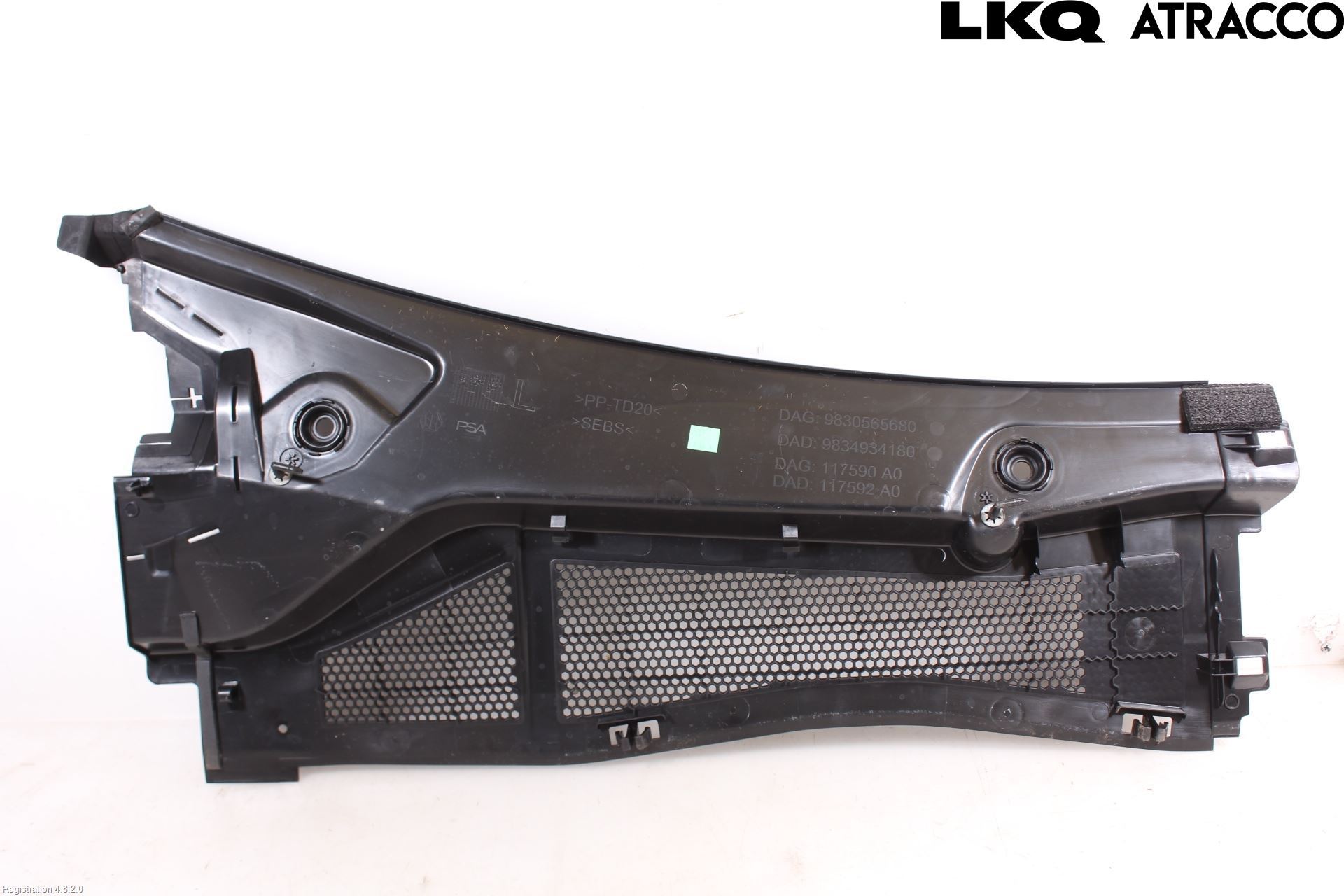 Opel ASTRA L 22- Visker Deksel-Grill-Under Frr