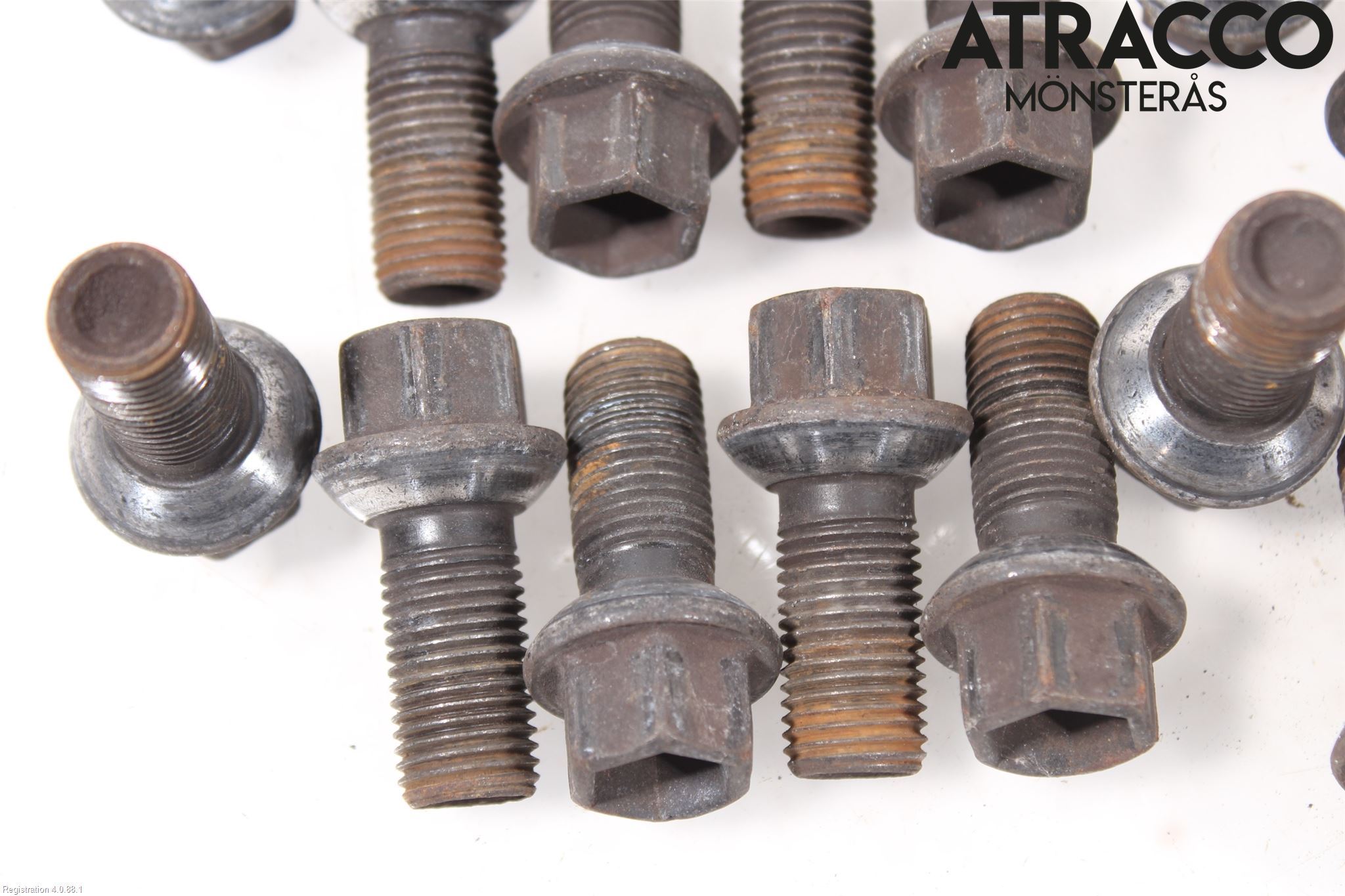 Mercedes-Benz MB A-KLASS (W176) 13-18 Hjulmutter - Bolt - Sett