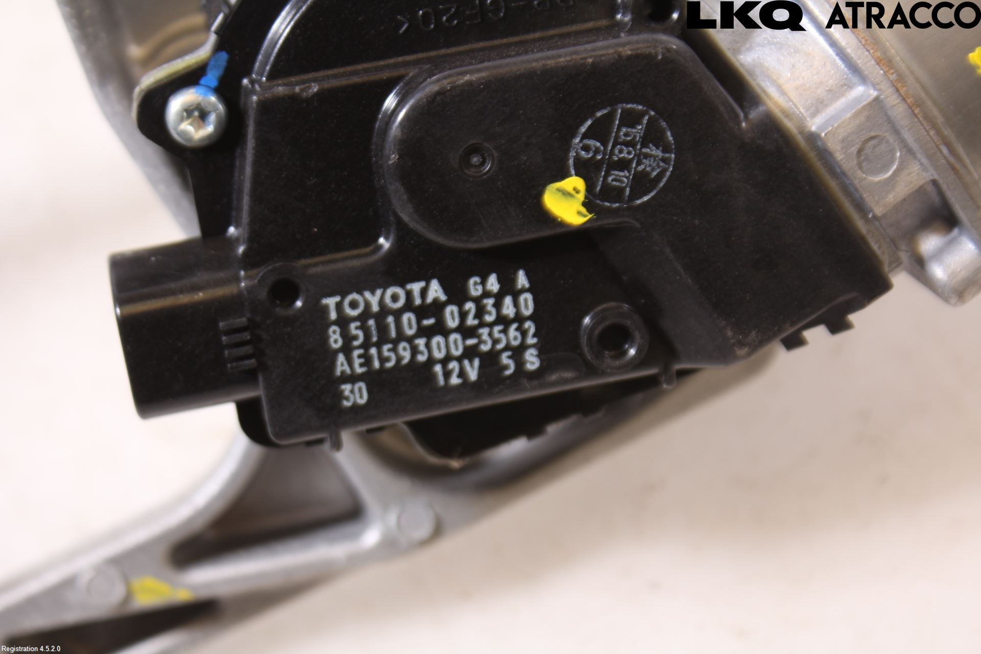 Toyota AURIS 13-19 Viskermotor Frontrute
