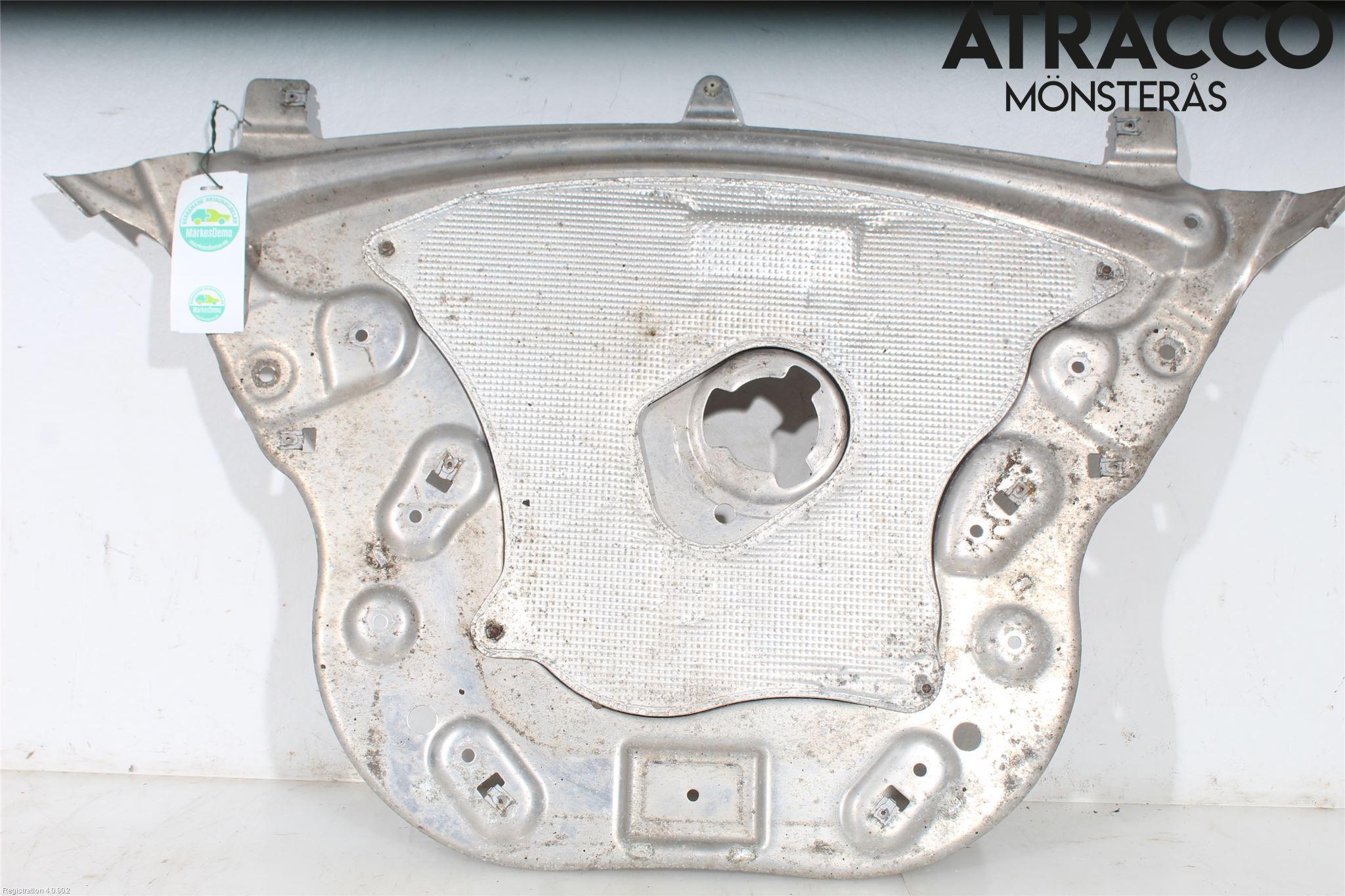 BMW 5 F10/F11/F18 09-17 Bunnplate U Motor-Gear-Dørk