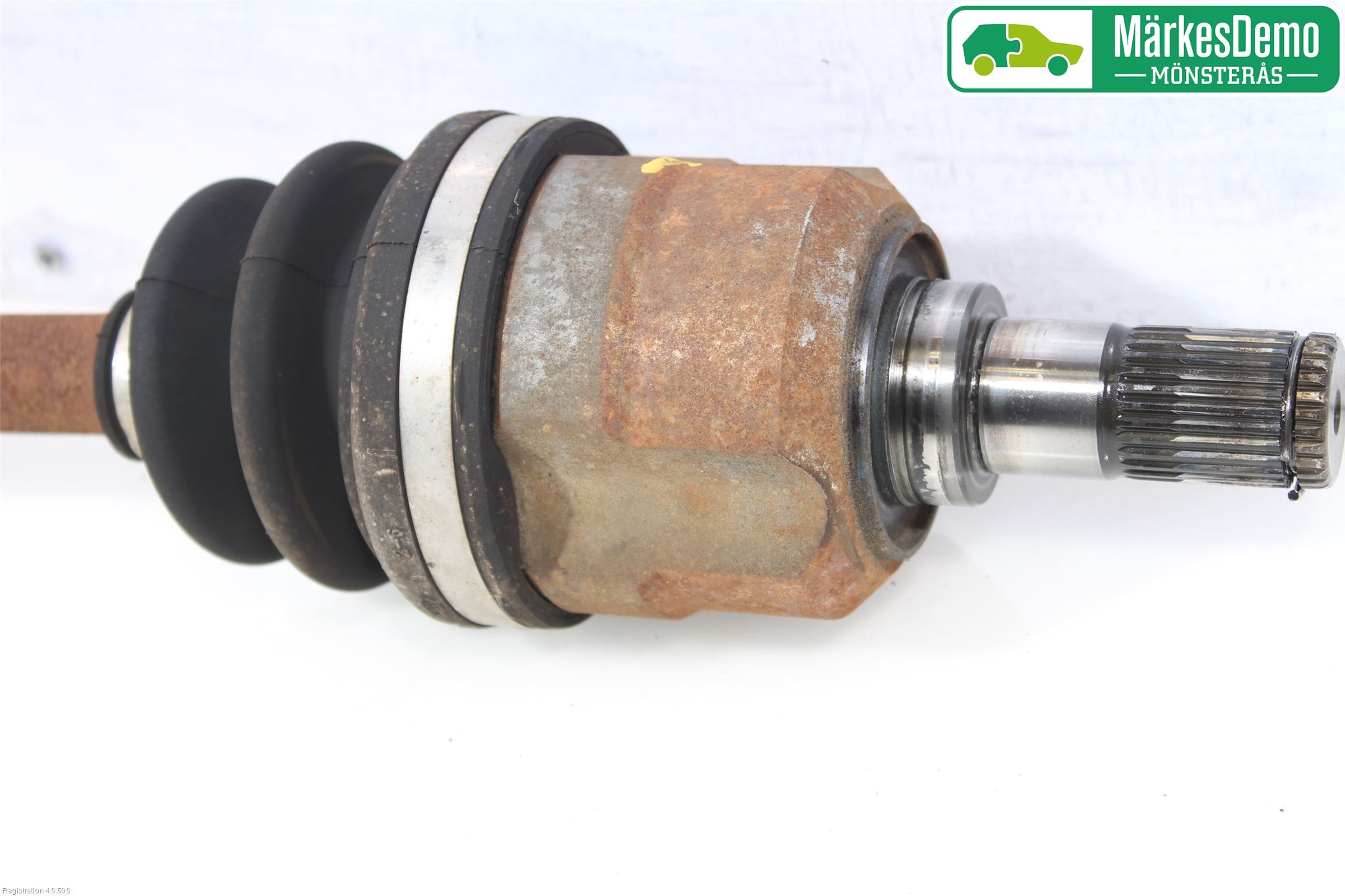 Hyundai i30 FD 07-12 Drivaksel Foran Kompl Venstre