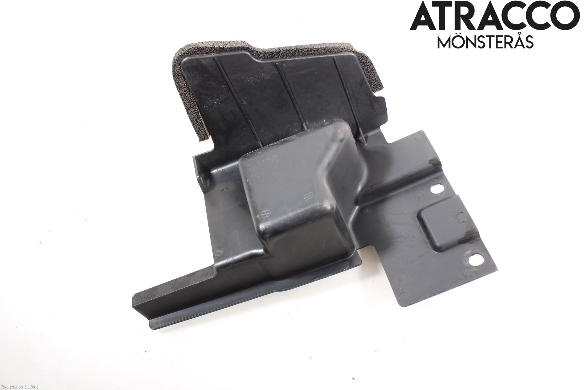 Nissan QASHQAI+2  10-14 Luftstyring Front