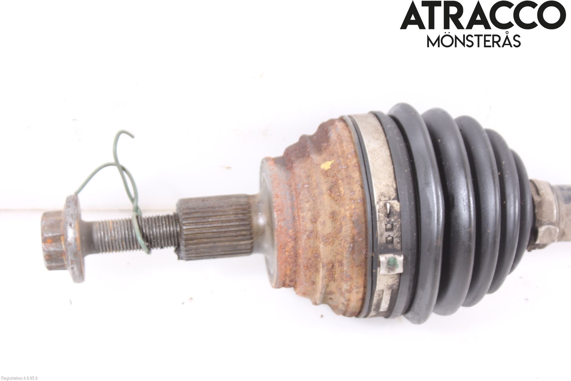 Volkswagen VW GOLF PLUS/CROSS GOLF 04-14 Drivaksel Foran Kompl Venstre