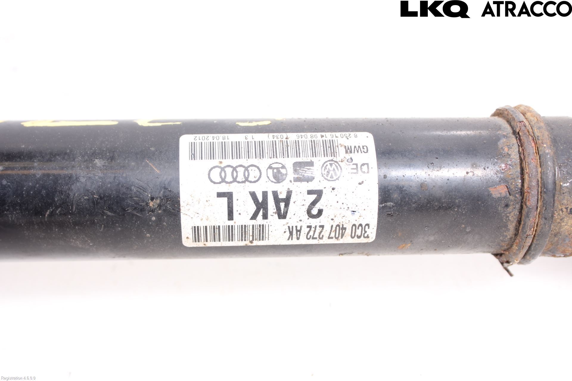 Volkswagen VW PASSAT 11-14 Drivaksel Foran Kompl Høyre