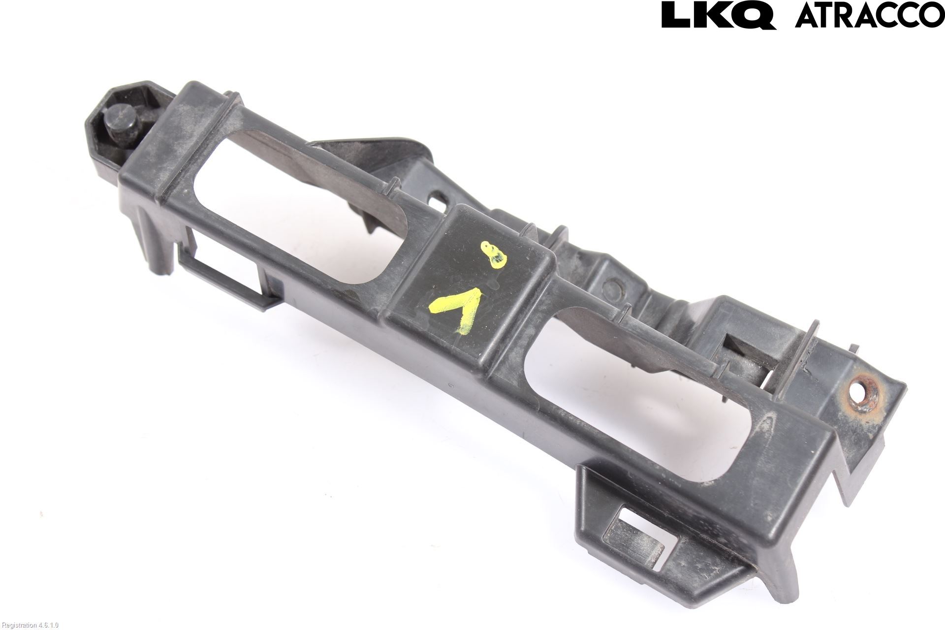 Toyota AYGO 15-21 Frontlykt Holder-Feste