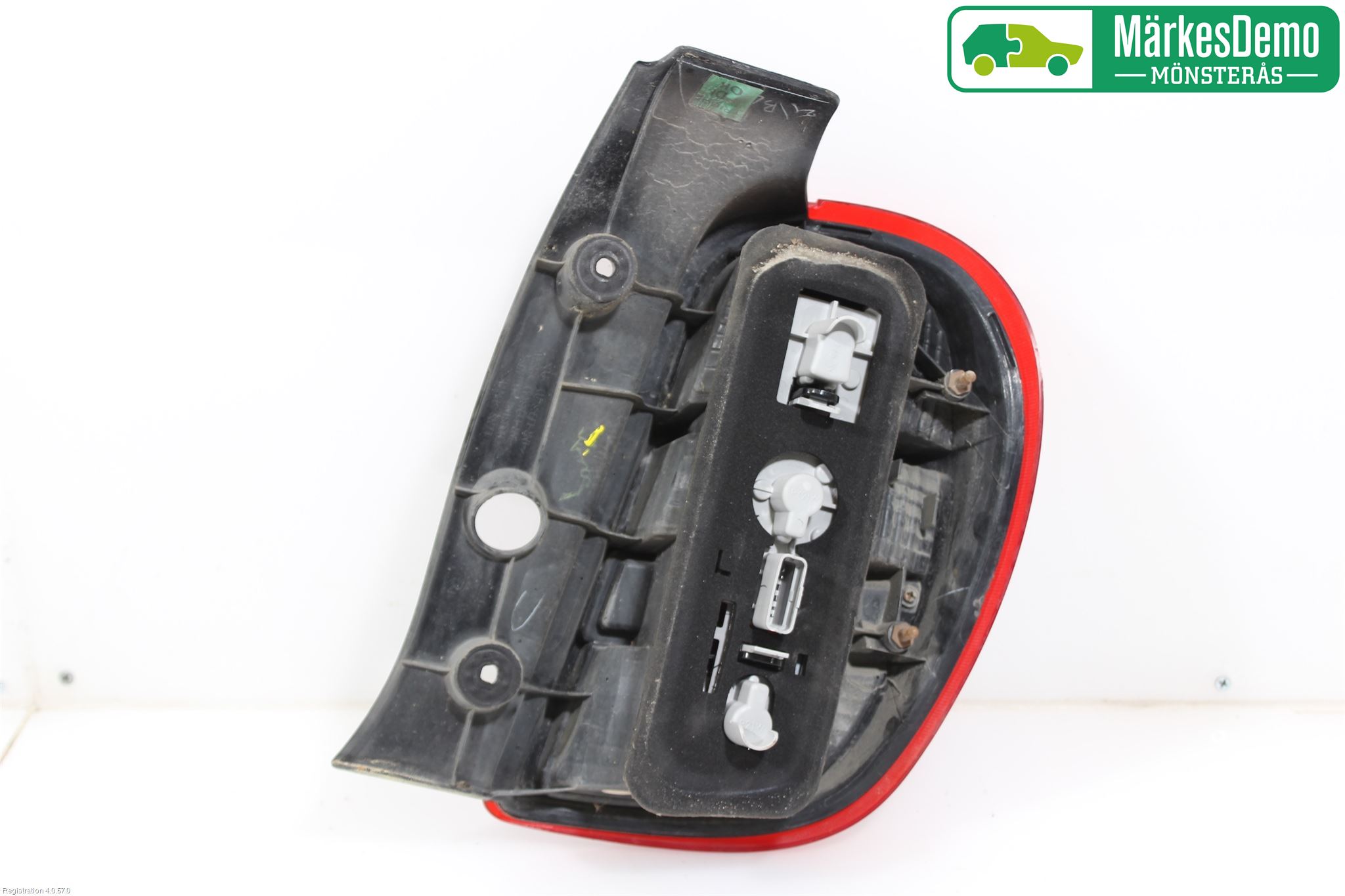 Nissan MICRA 11-16 Baklykt Venstre