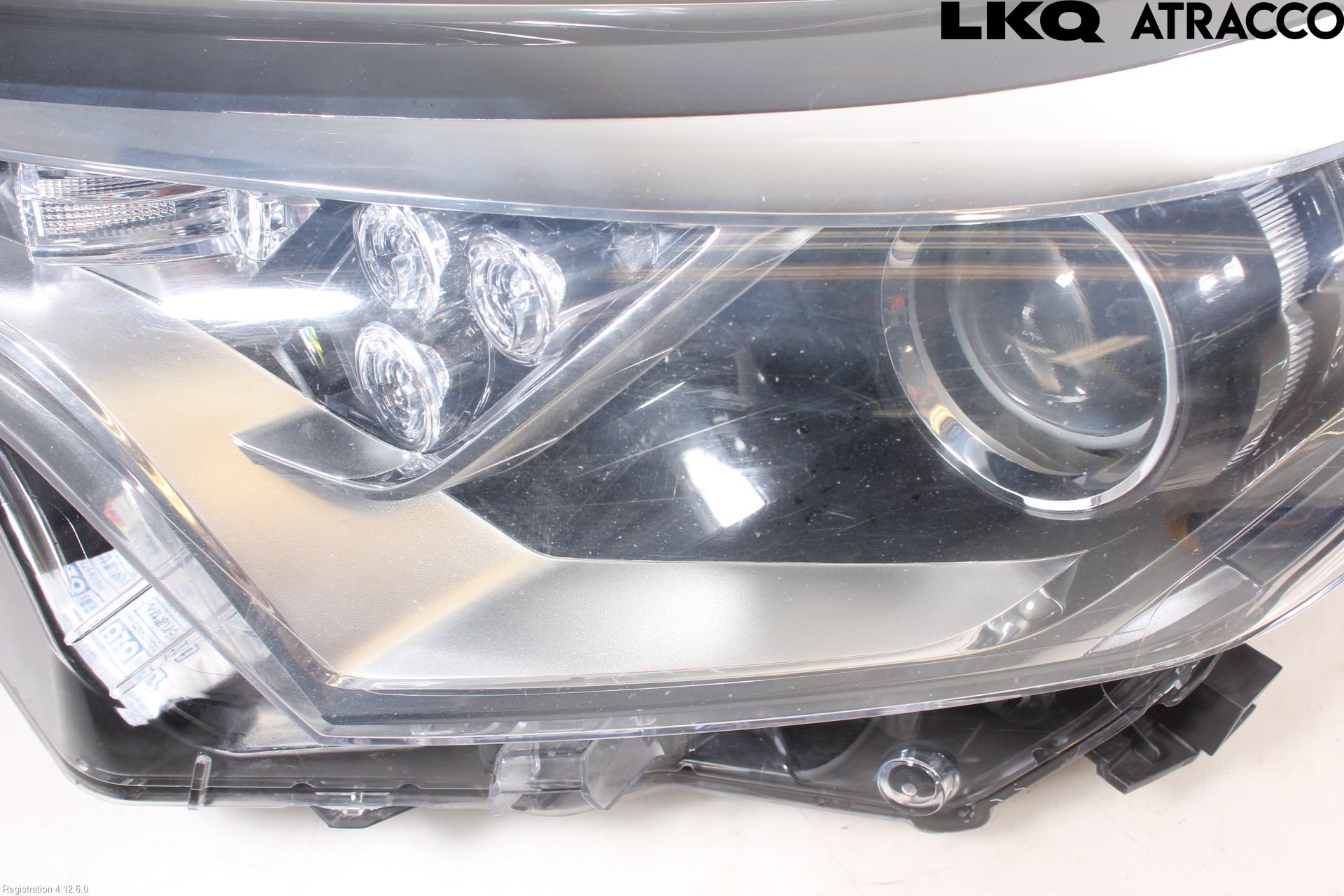 Toyota C-HR 16-23 Frontlykt Venstre
