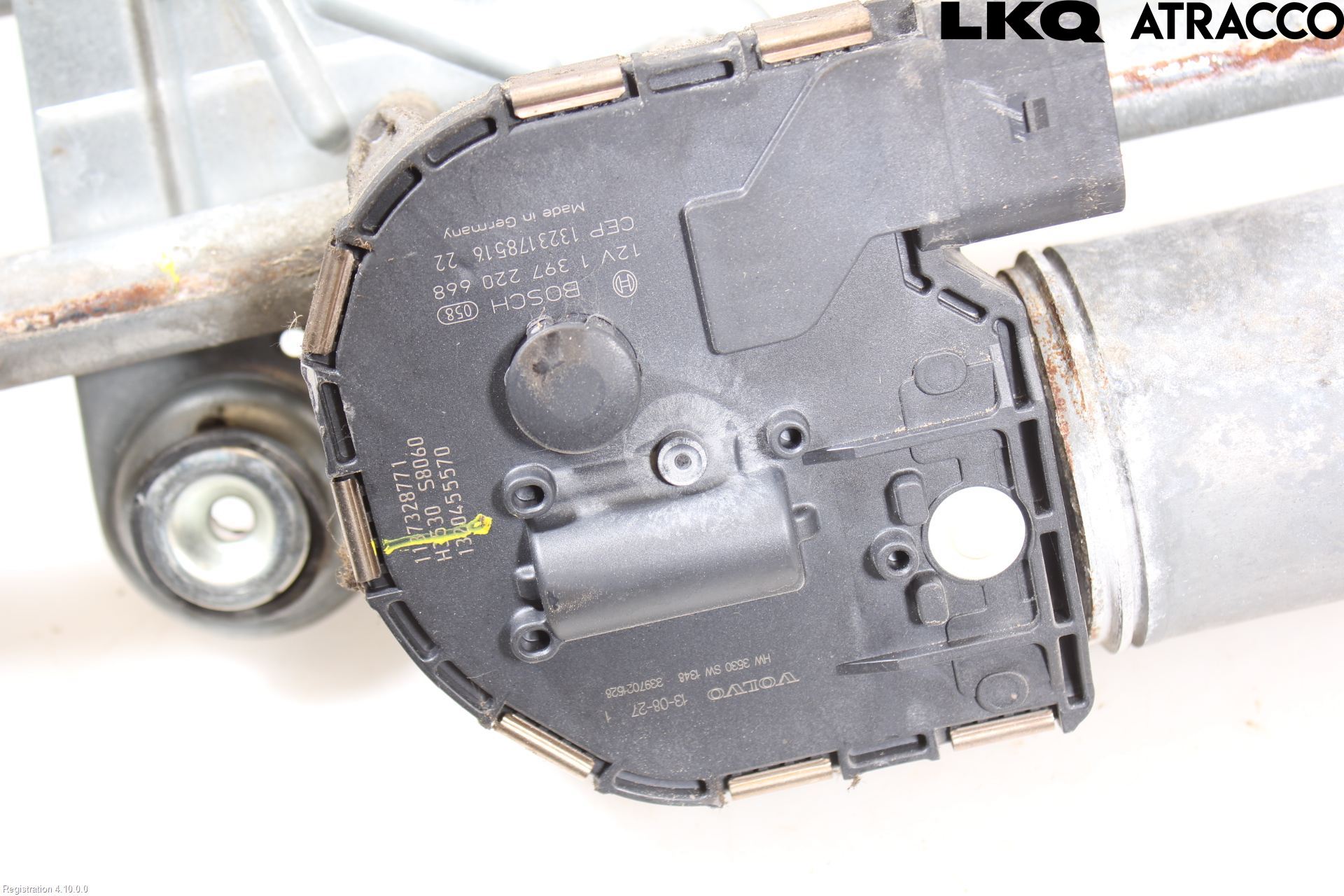 Volvo XC70 14-16 Viskermotor Frontrute