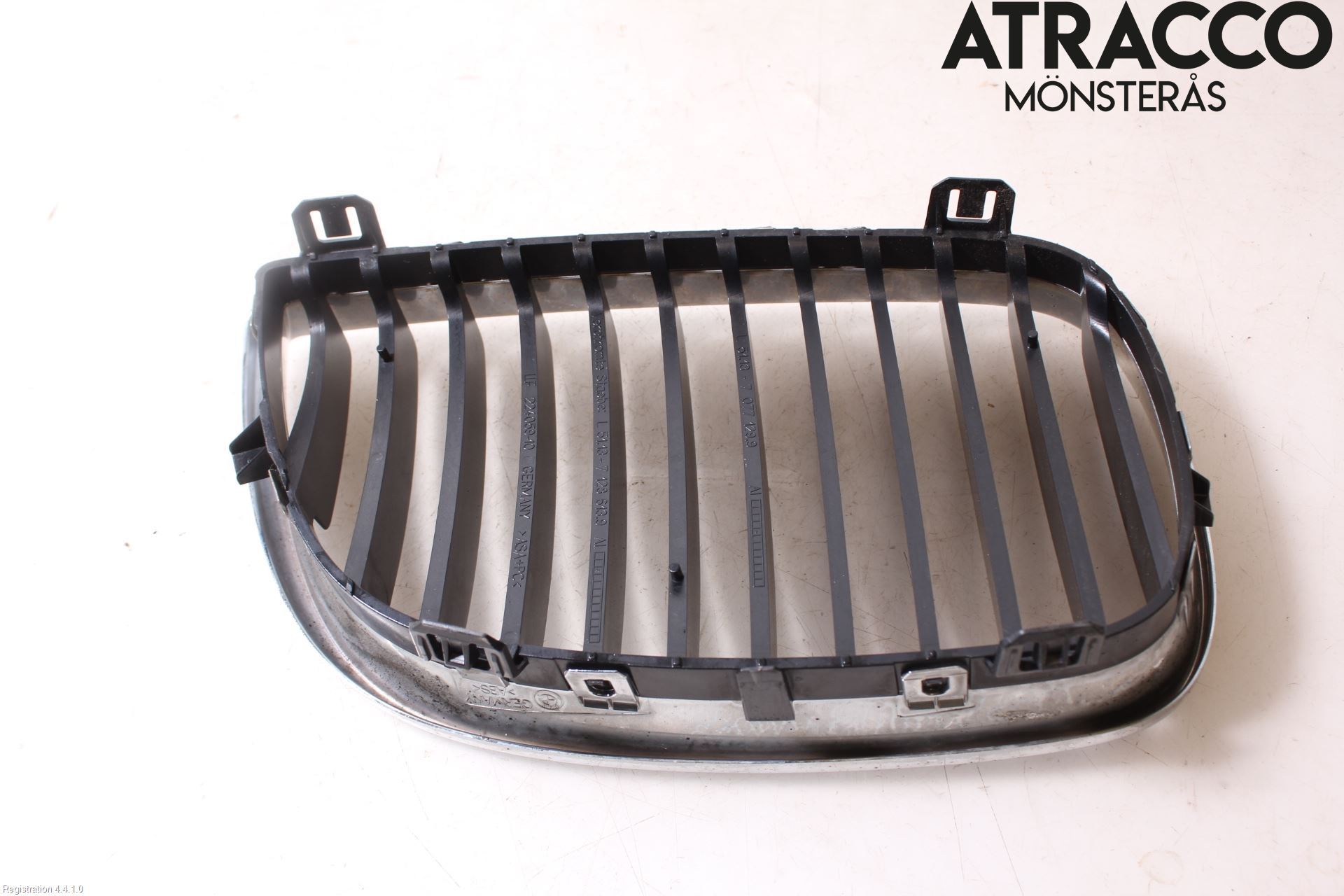 BMW 1 E87/81 5D/3D 03-11 Grilldel Venstre
