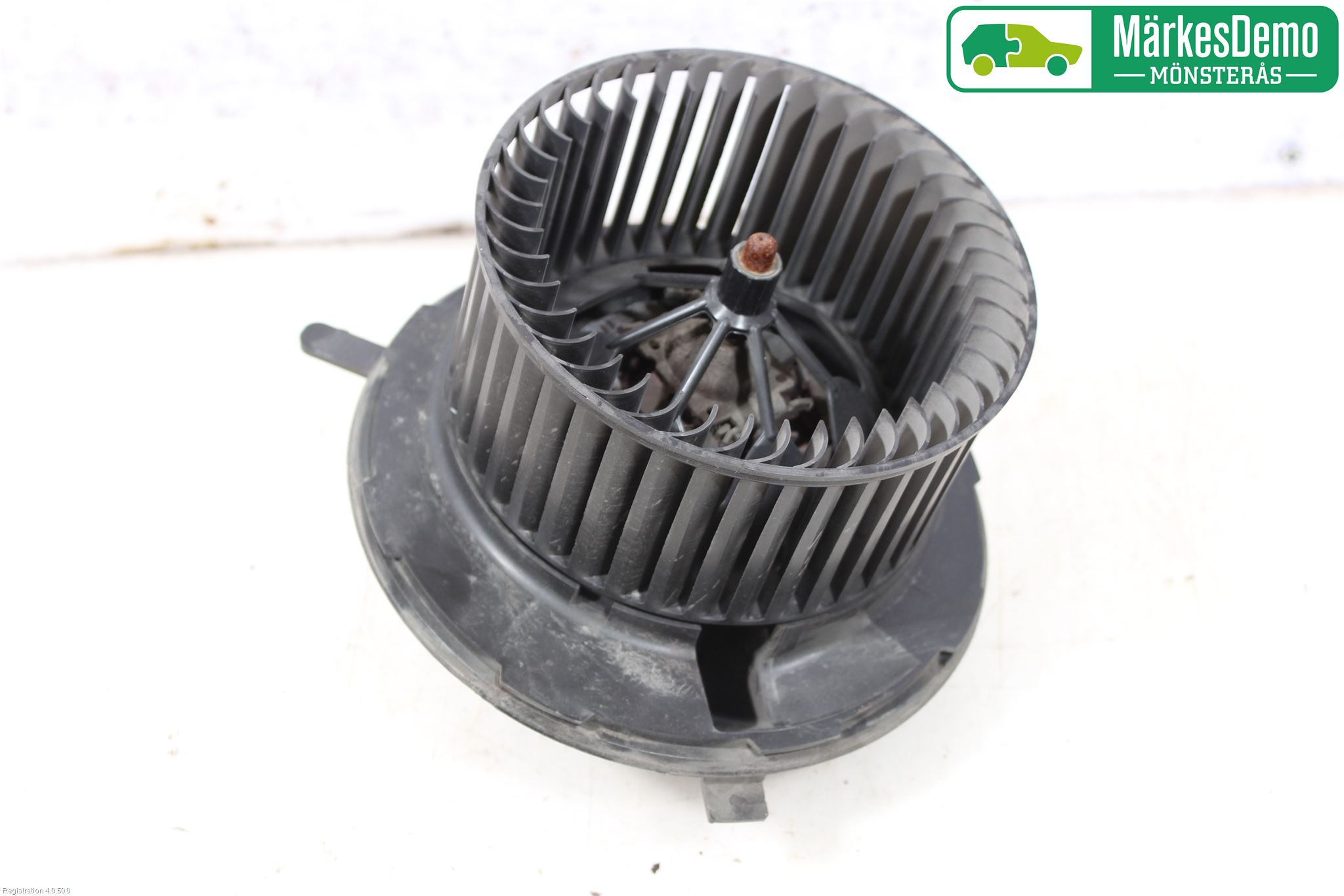 Volkswagen VW CADDY      04-10 Varmeapparat Viftemotor