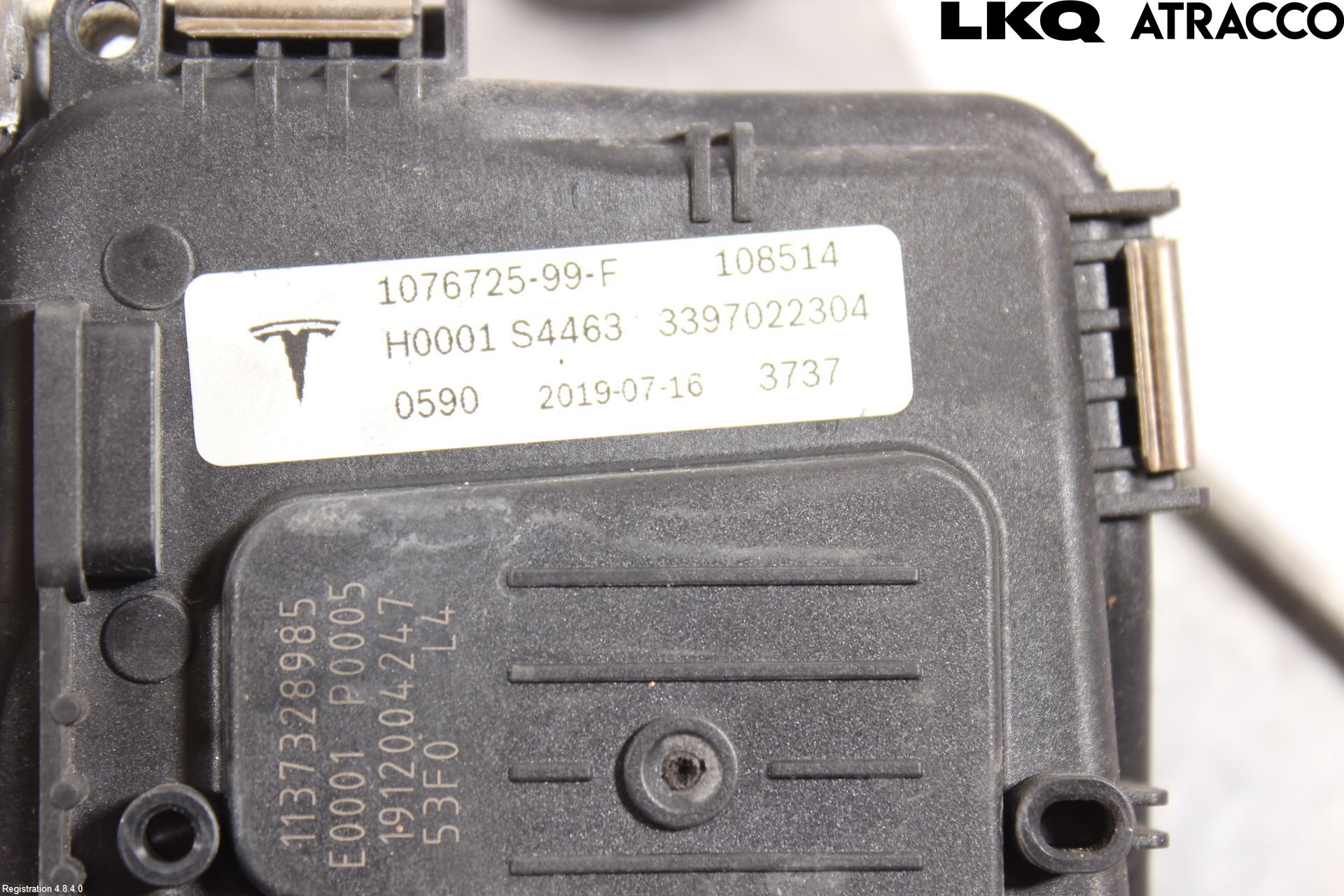 Tesla MODEL 3 17- Viskeroverføring Frontrute
