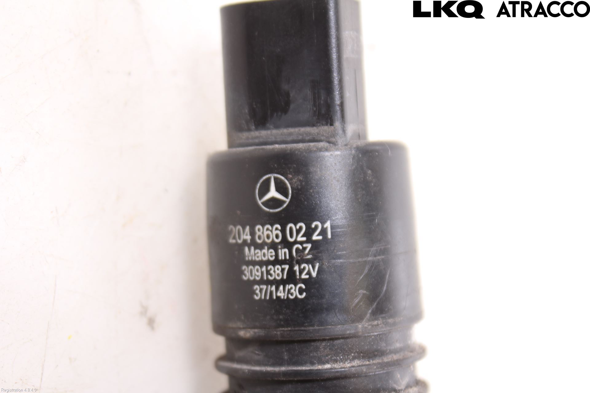 Mercedes-Benz MB E-KLASS (W212) 09-16 Spylerpumpe Frontrute