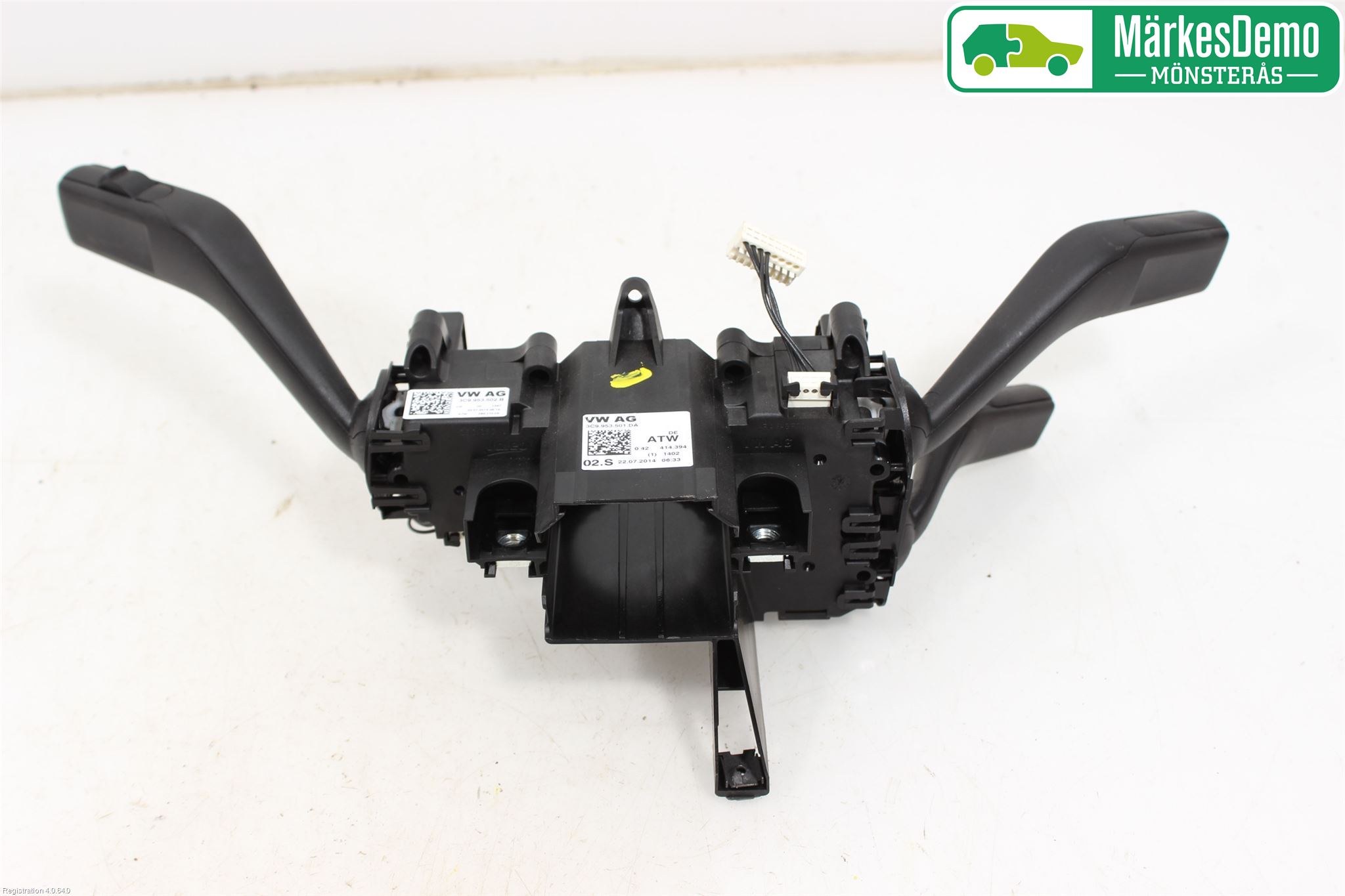 Volkswagen VW PASSAT 11-14 Bryter Ratt Kombi H Og V